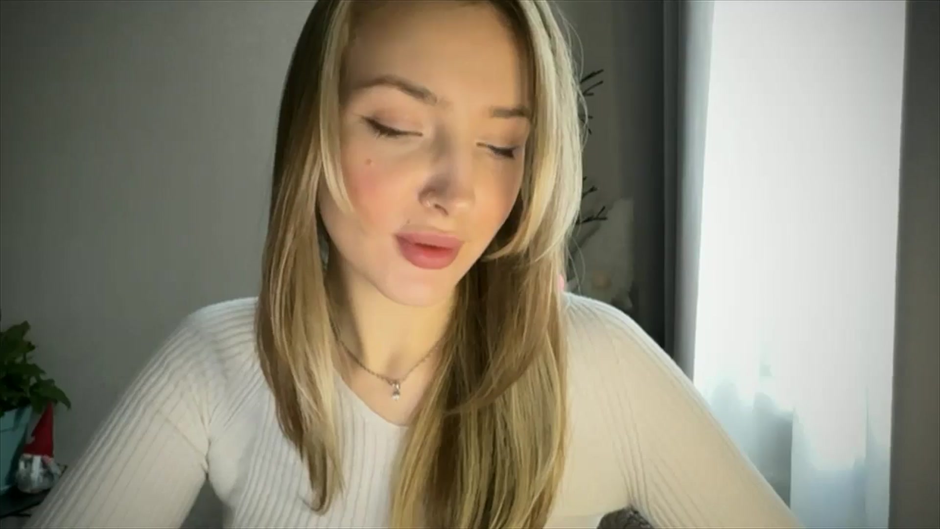 Gallery image thumbnail from My_Diana's myfreecams stream on, 05/24/2025, 14:57 image 20 of 20