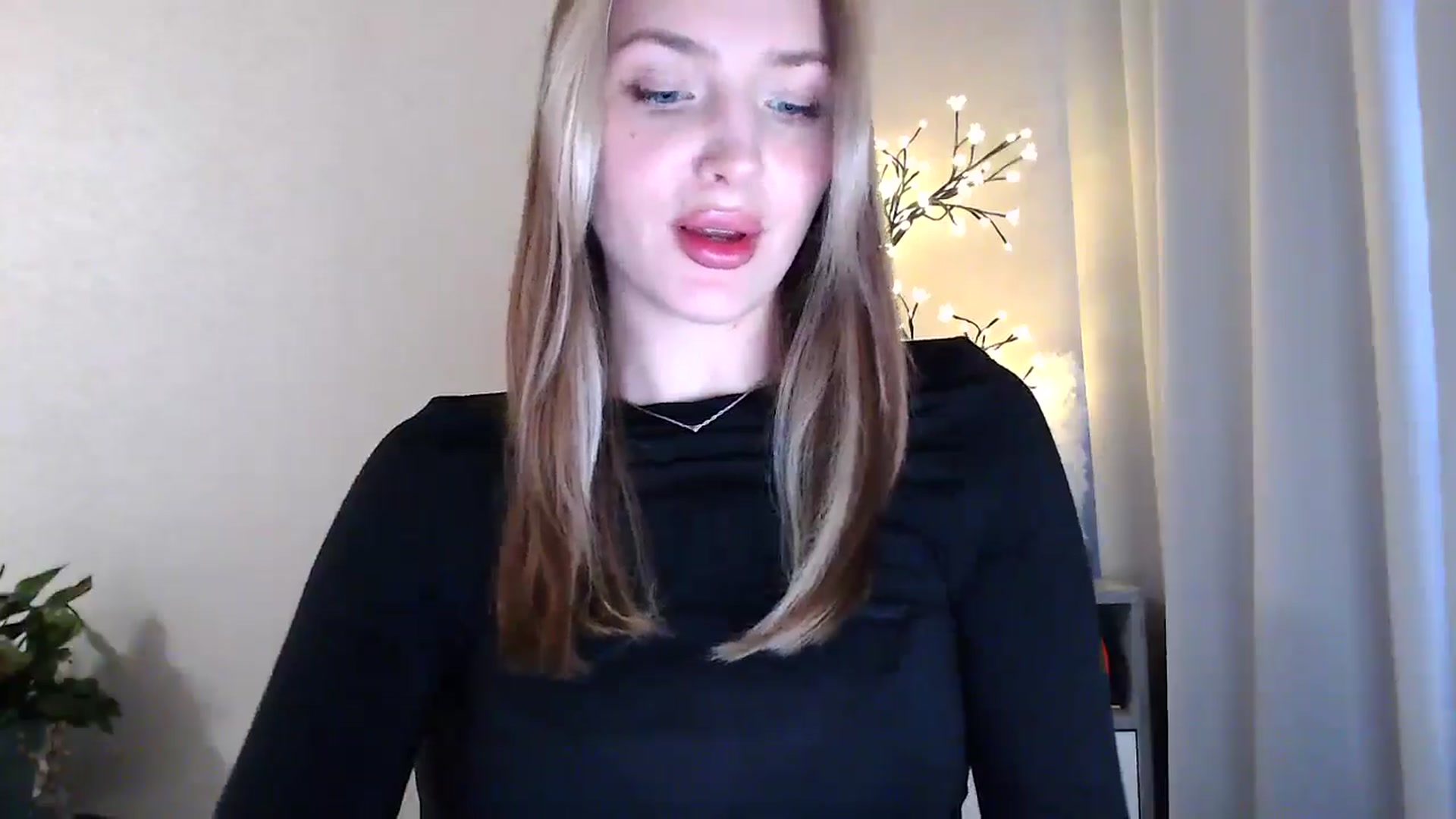 Gallery image thumbnail from My_Diana's myfreecams stream on, 05/30/2025, 14:49 image 19 of 20