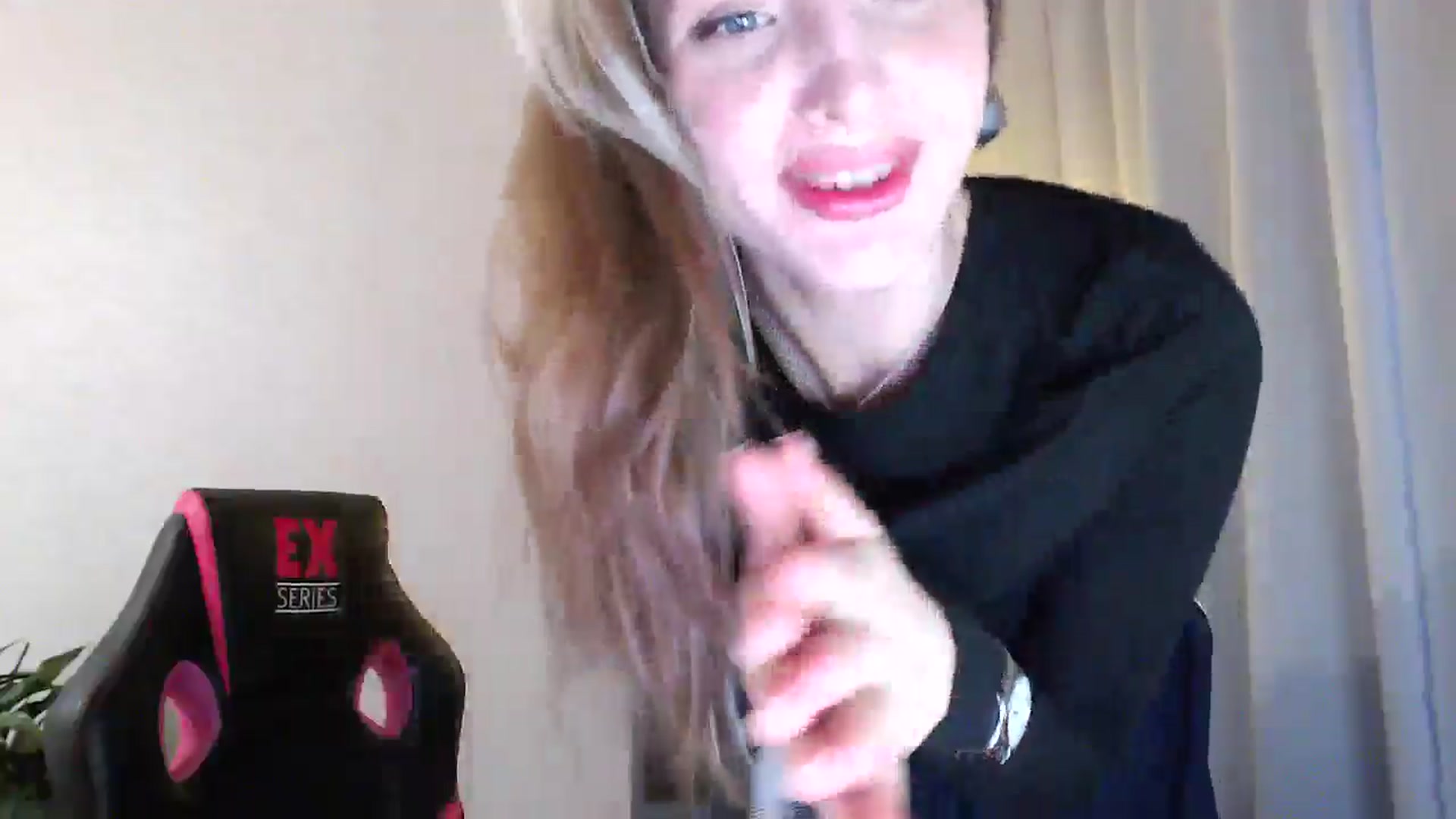 Gallery image thumbnail from My_Diana's myfreecams stream on, 05/30/2025, 16:27 image 10 of 20