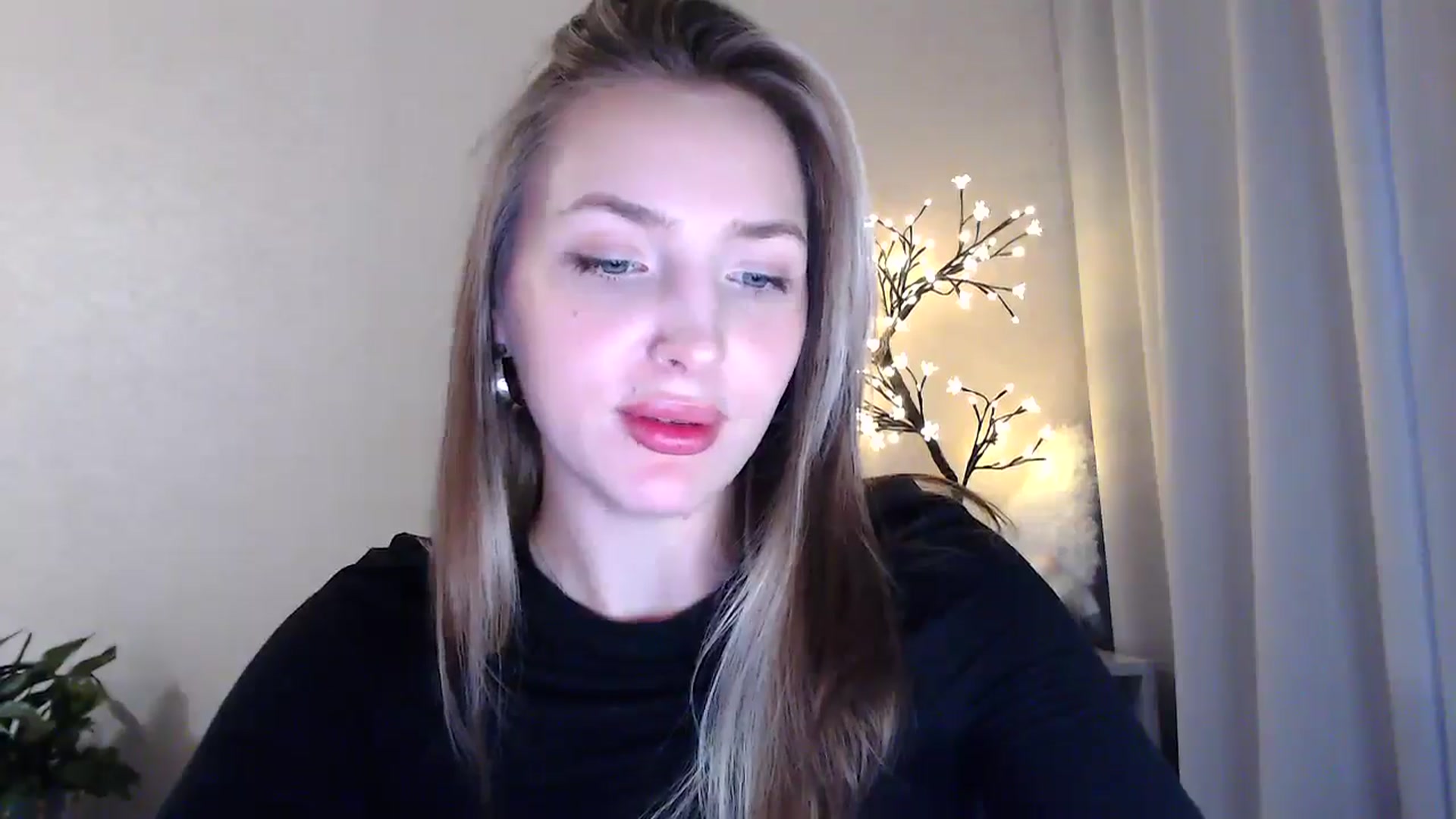 Gallery image thumbnail from My_Diana's myfreecams stream on, 05/30/2025, 16:27 image 9 of 20