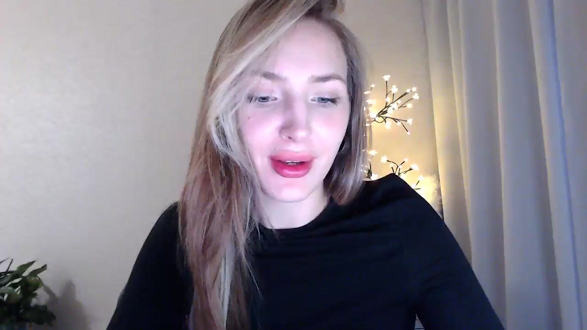 Gallery image thumbnail from My_Diana's myfreecams stream on, 05/30/2025, 16:27 image 20 of 20