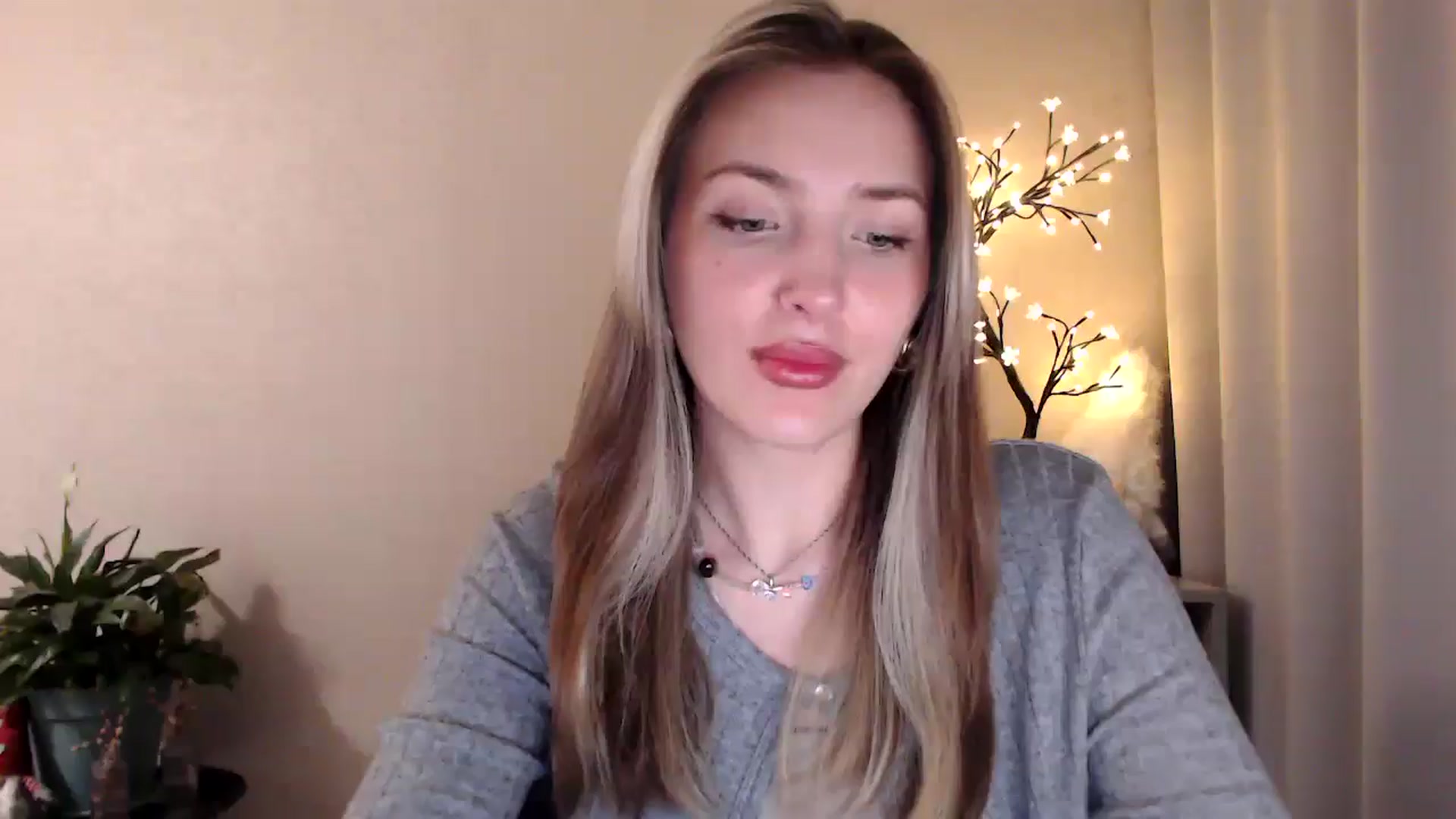 Gallery image thumbnail from My_Diana's myfreecams stream on, 05/31/2025, 22:32 image 1 of 20
