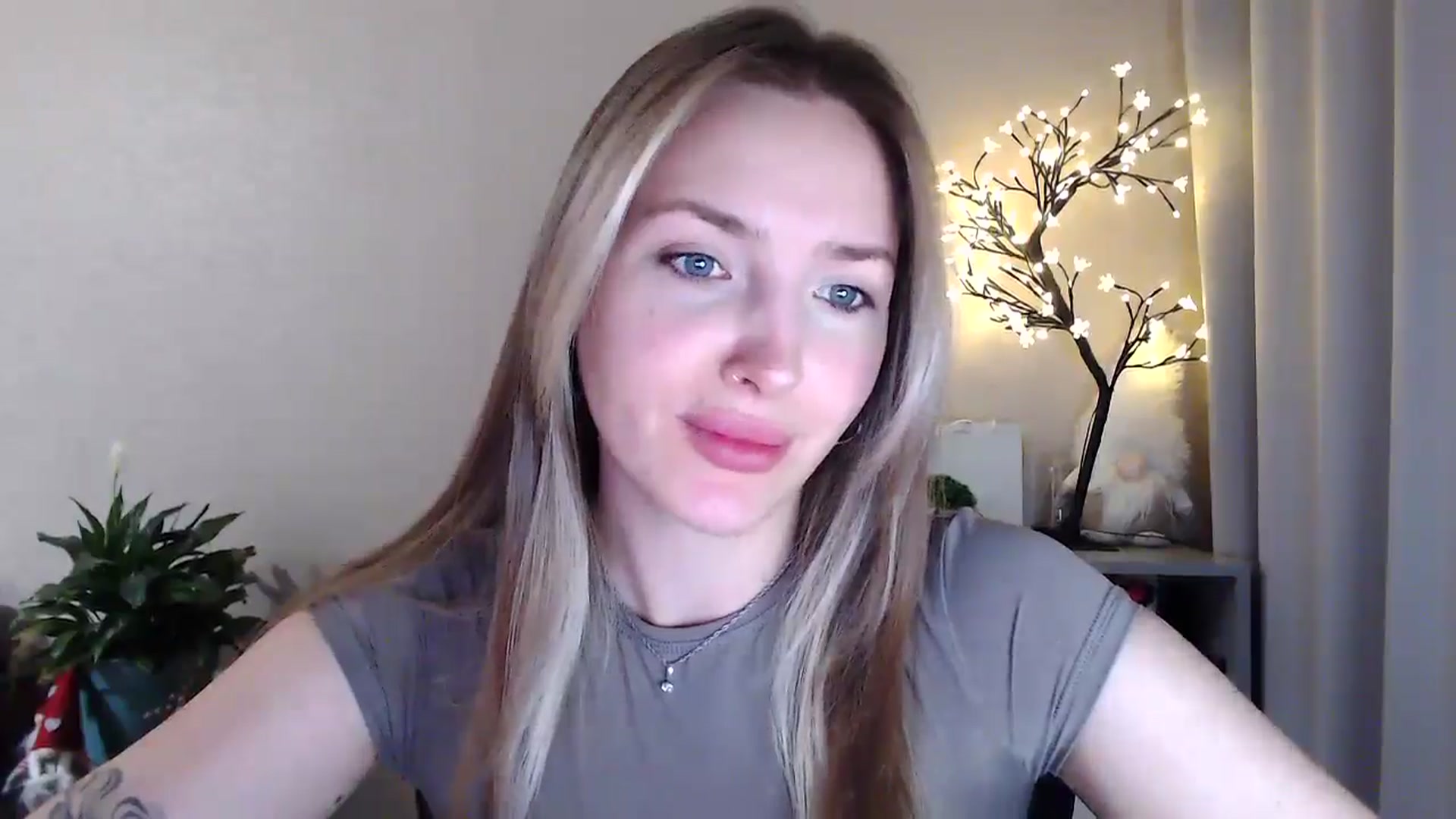 Gallery image thumbnail from My_Diana's myfreecams stream on, 06/11/2025, 21:57 image 3 of 20
