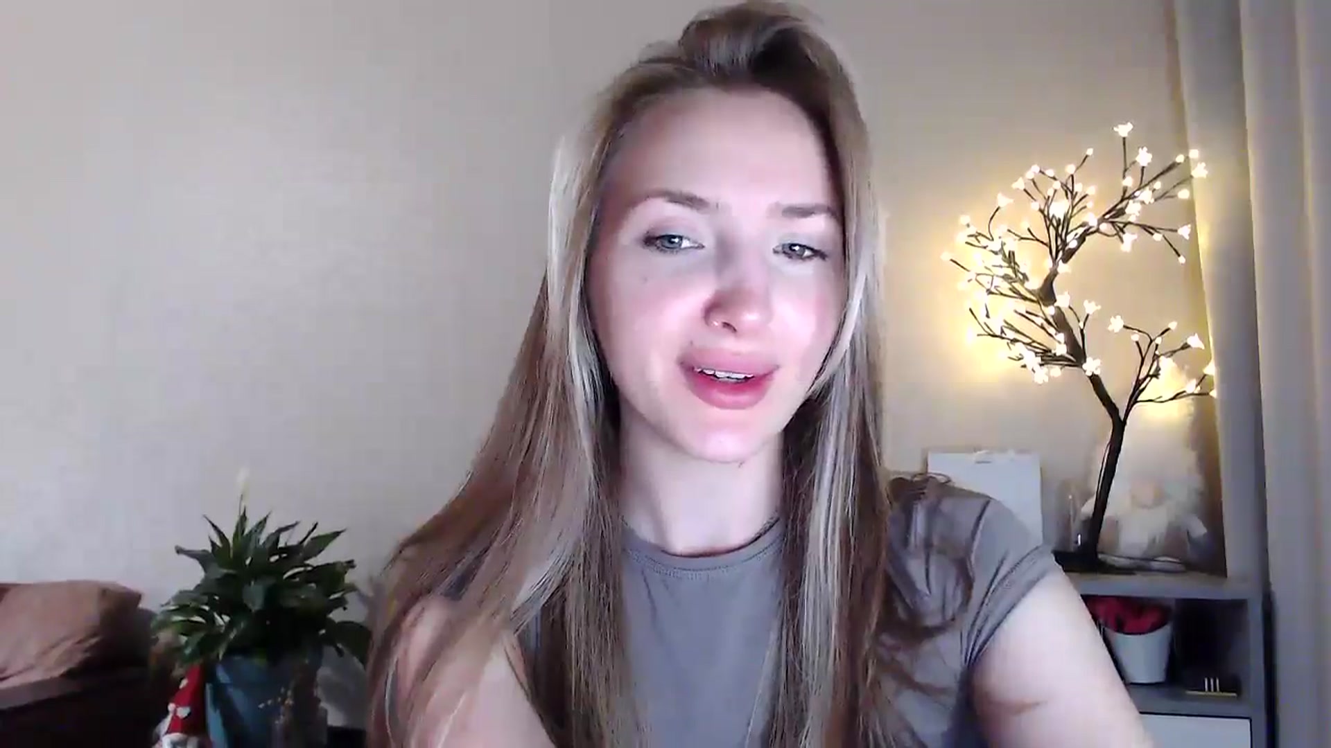 Gallery image thumbnail from My_Diana's myfreecams stream on, 06/11/2025, 21:57 image 8 of 20