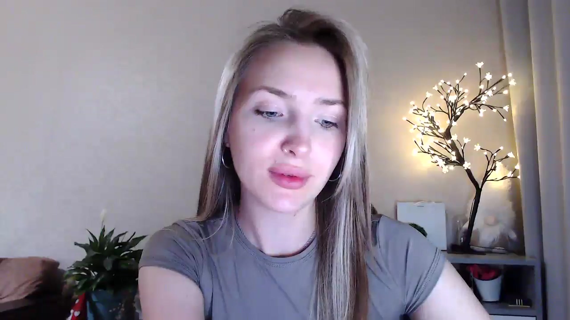 Gallery image thumbnail from My_Diana's myfreecams stream on, 06/11/2025, 21:57 image 9 of 20
