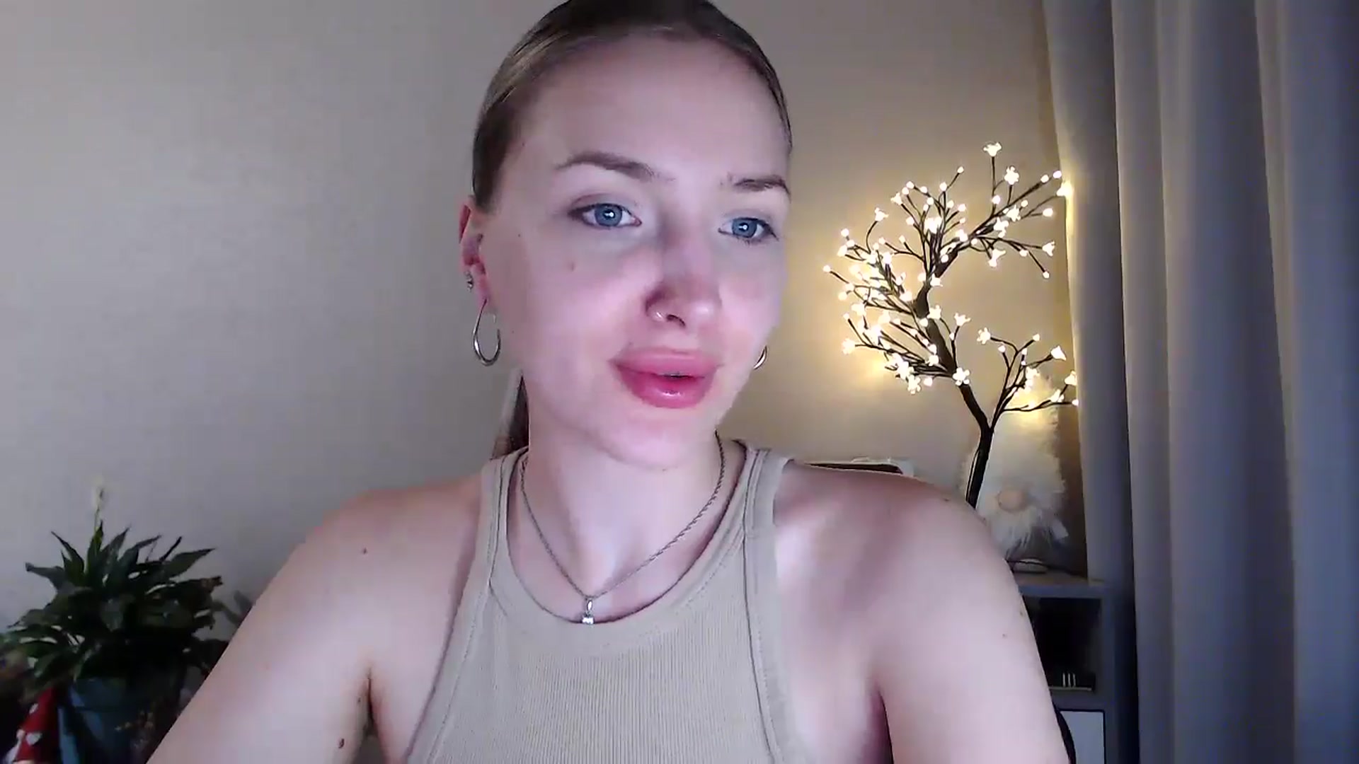 Gallery image thumbnail from My_Diana's myfreecams stream on, 06/12/2025, 21:48 image 20 of 20