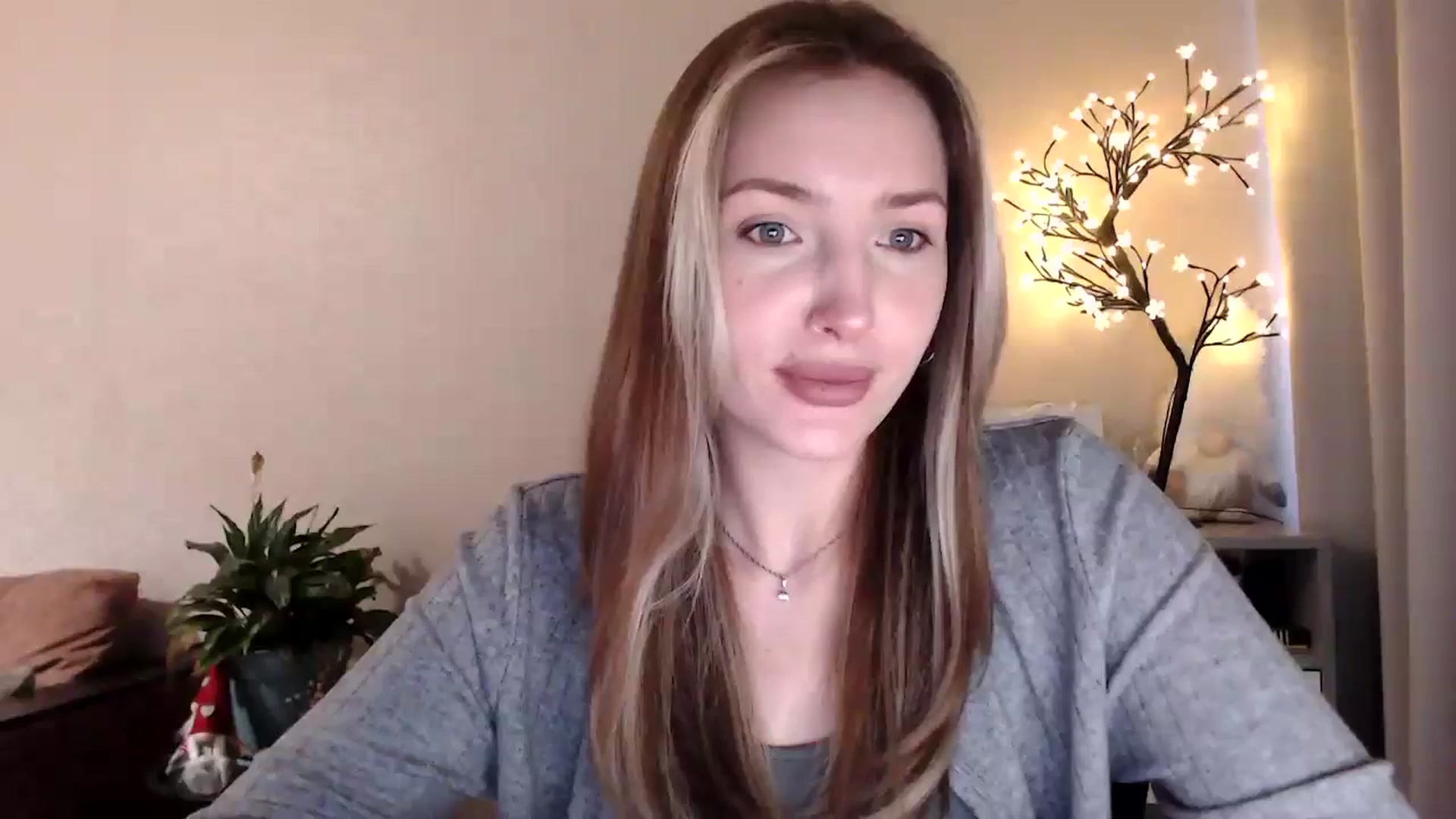 Gallery image thumbnail from My_Diana's myfreecams stream on, 06/14/2025, 16:11 image 1 of 20