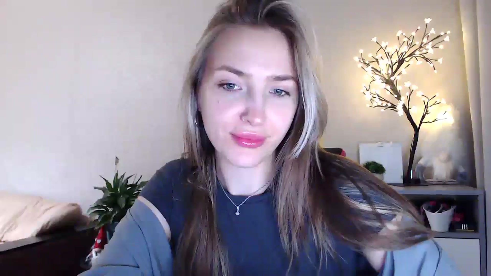 Gallery image thumbnail from My_Diana's myfreecams stream on, 06/15/2025, 20:02 image 20 of 20