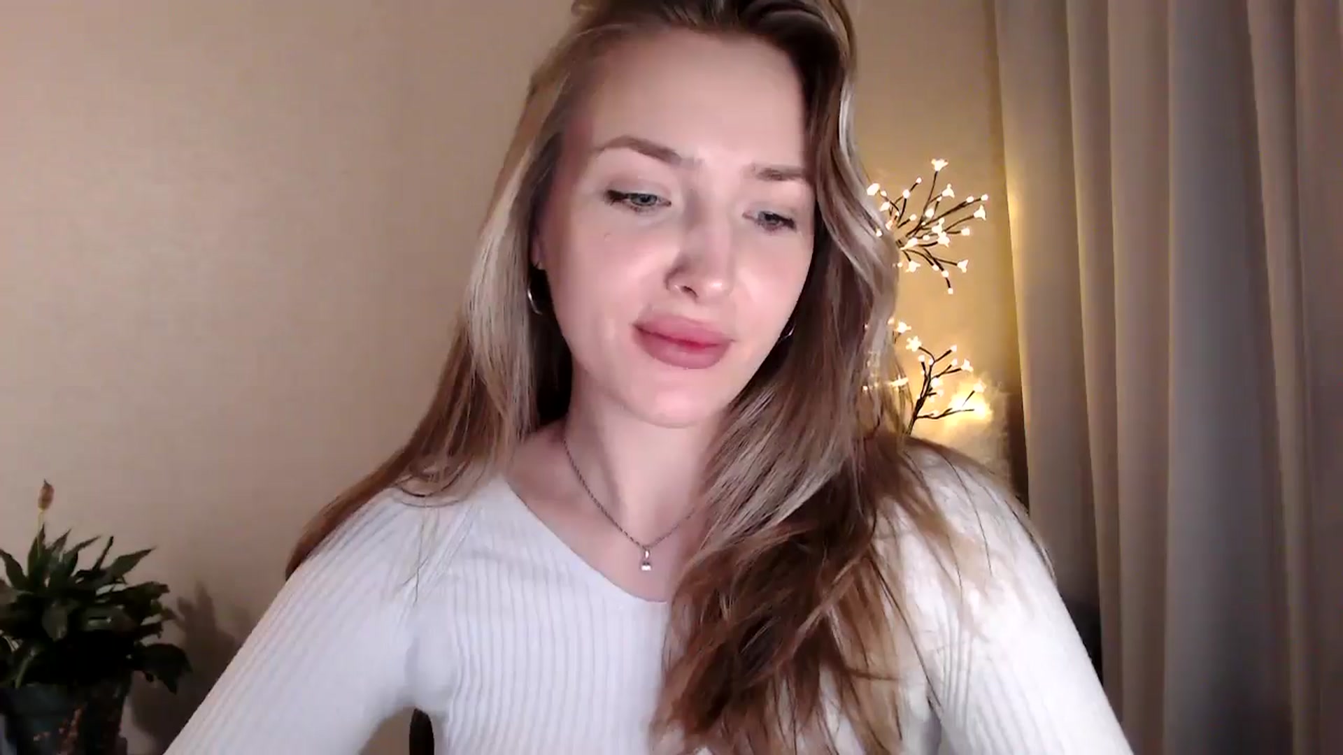 Gallery image thumbnail from My_Diana's myfreecams stream on, 06/17/2025, 19:54 image 8 of 20