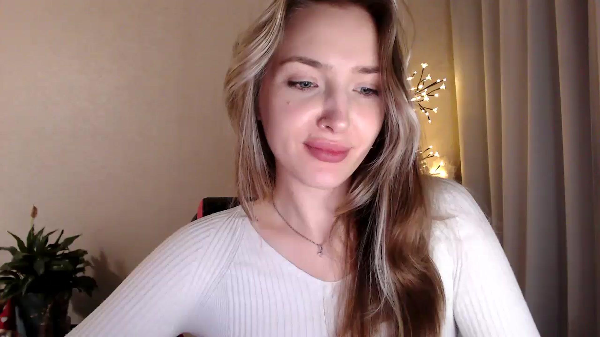 Gallery image thumbnail from My_Diana's myfreecams stream on, 06/17/2025, 22:03 image 6 of 20