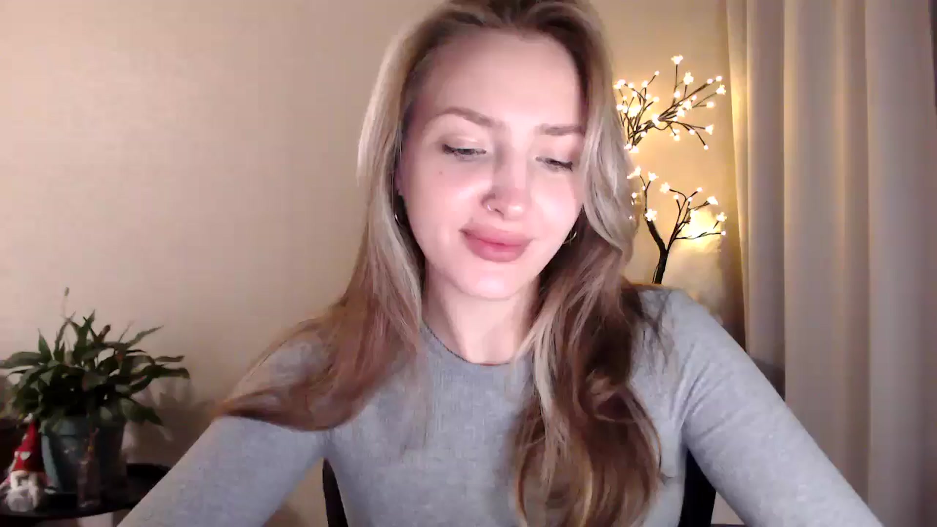 Gallery image thumbnail from My_Diana's myfreecams stream on, 06/18/2025, 20:21 image 9 of 20