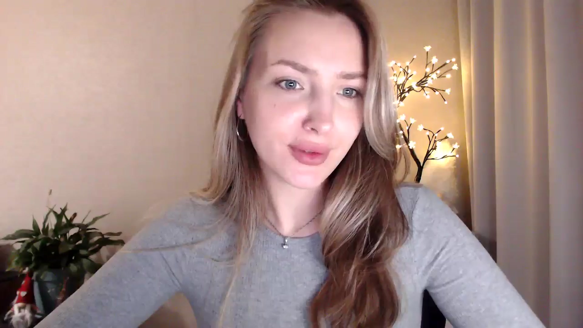 Gallery image thumbnail from My_Diana's myfreecams stream on, 06/18/2025, 20:21 image 20 of 20