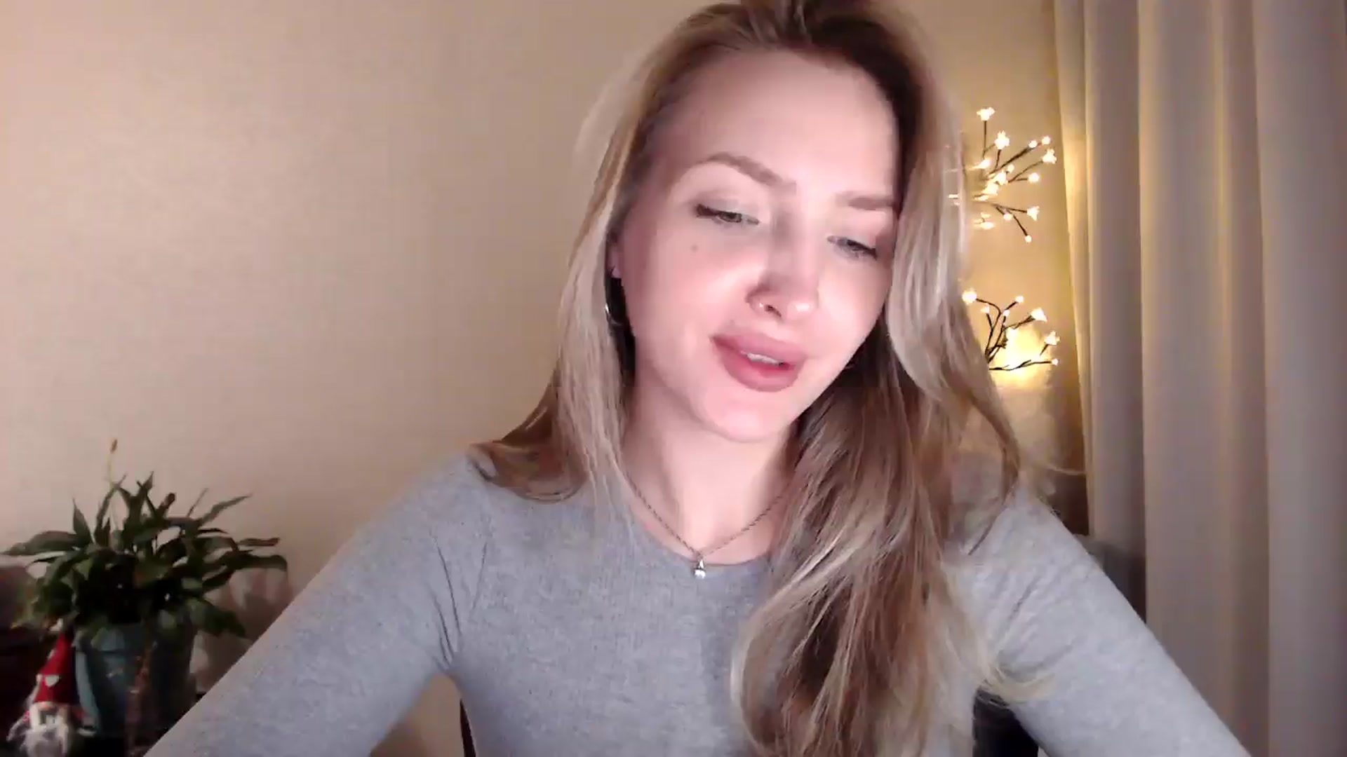 Gallery image thumbnail from My_Diana's myfreecams stream on, 06/18/2025, 20:21 image 17 of 20