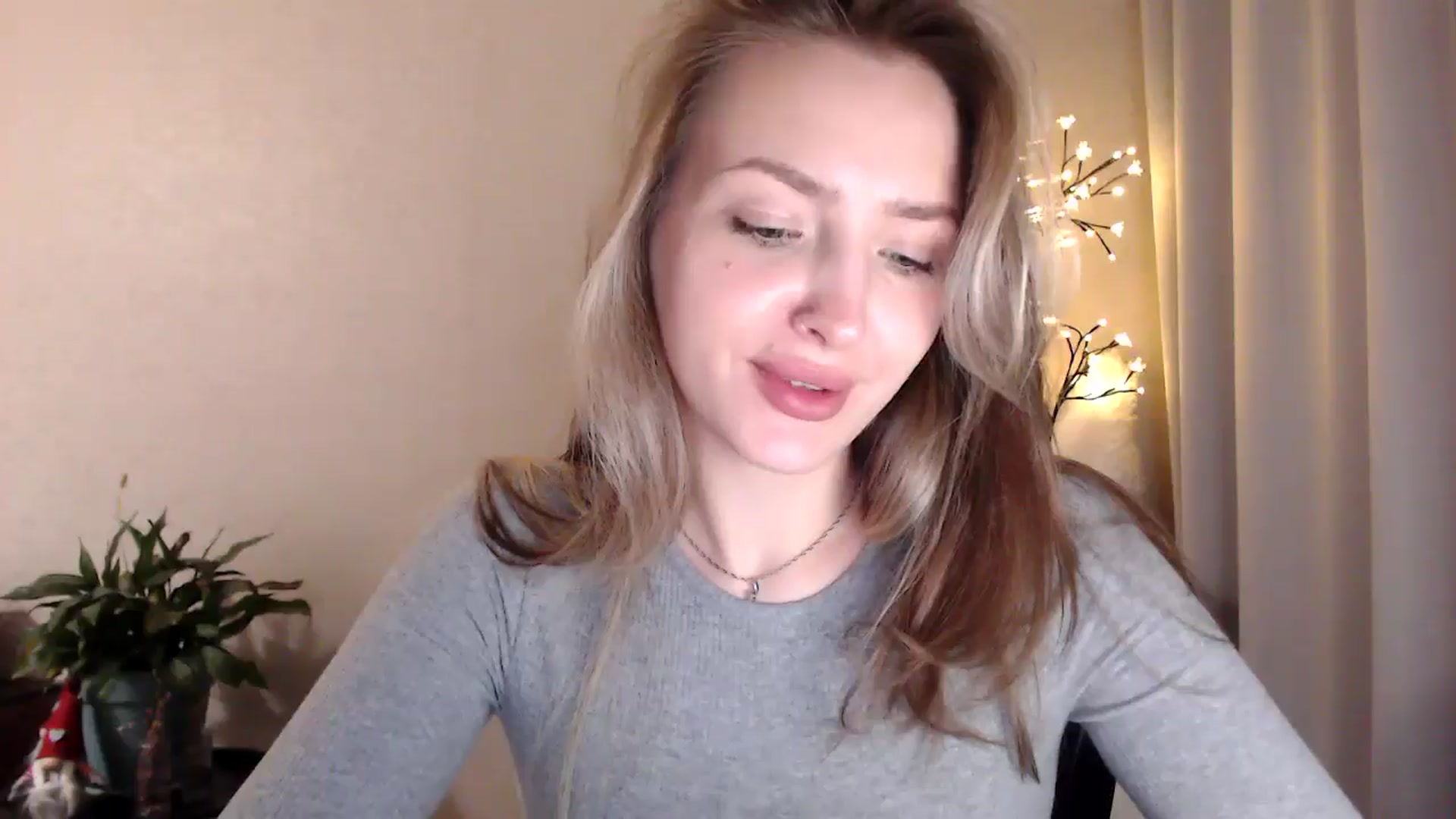 Gallery image thumbnail from My_Diana's myfreecams stream on, 06/18/2025, 20:21 image 18 of 20