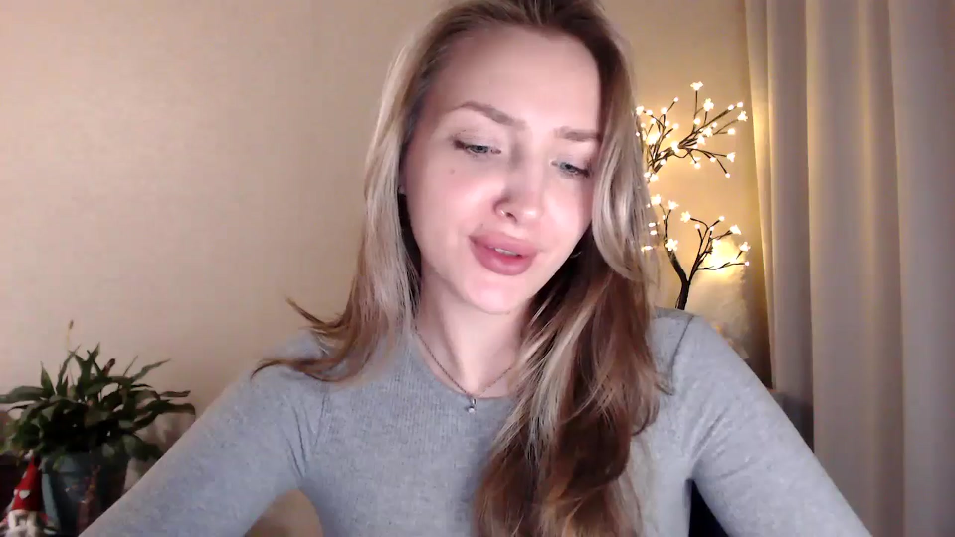 Gallery image thumbnail from My_Diana's myfreecams stream on, 06/18/2025, 20:57 image 17 of 20