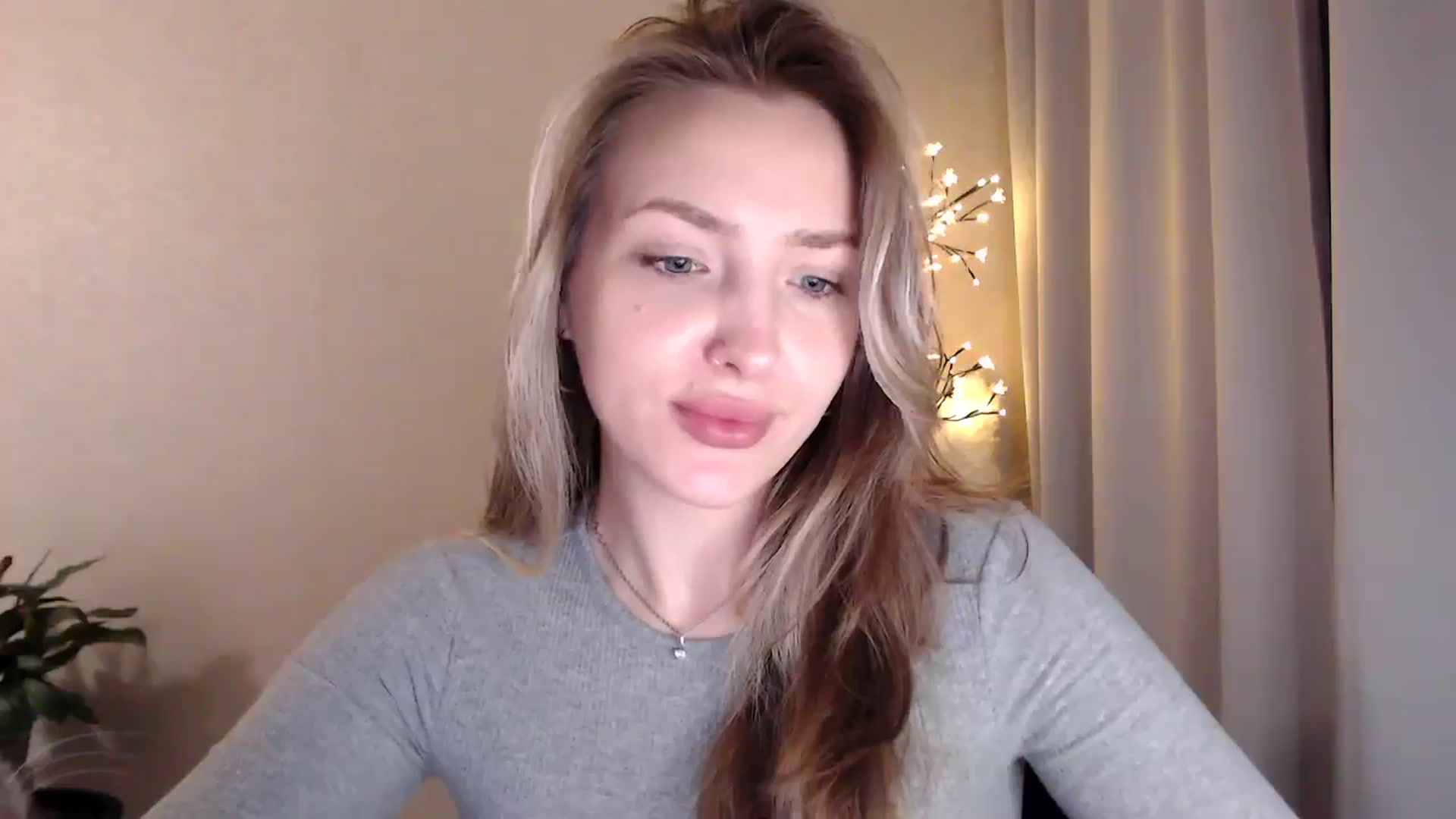 Gallery image thumbnail from My_Diana's myfreecams stream on, 06/18/2025, 20:57 image 5 of 20