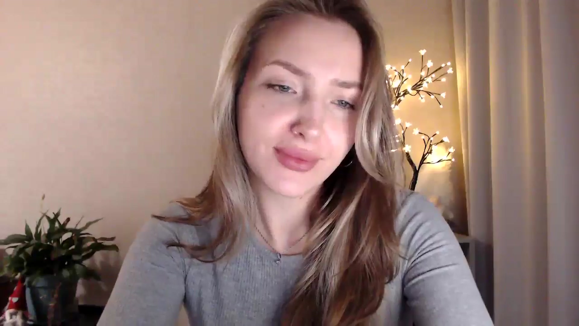 Gallery image thumbnail from My_Diana's myfreecams stream on, 06/18/2025, 20:57 image 18 of 20