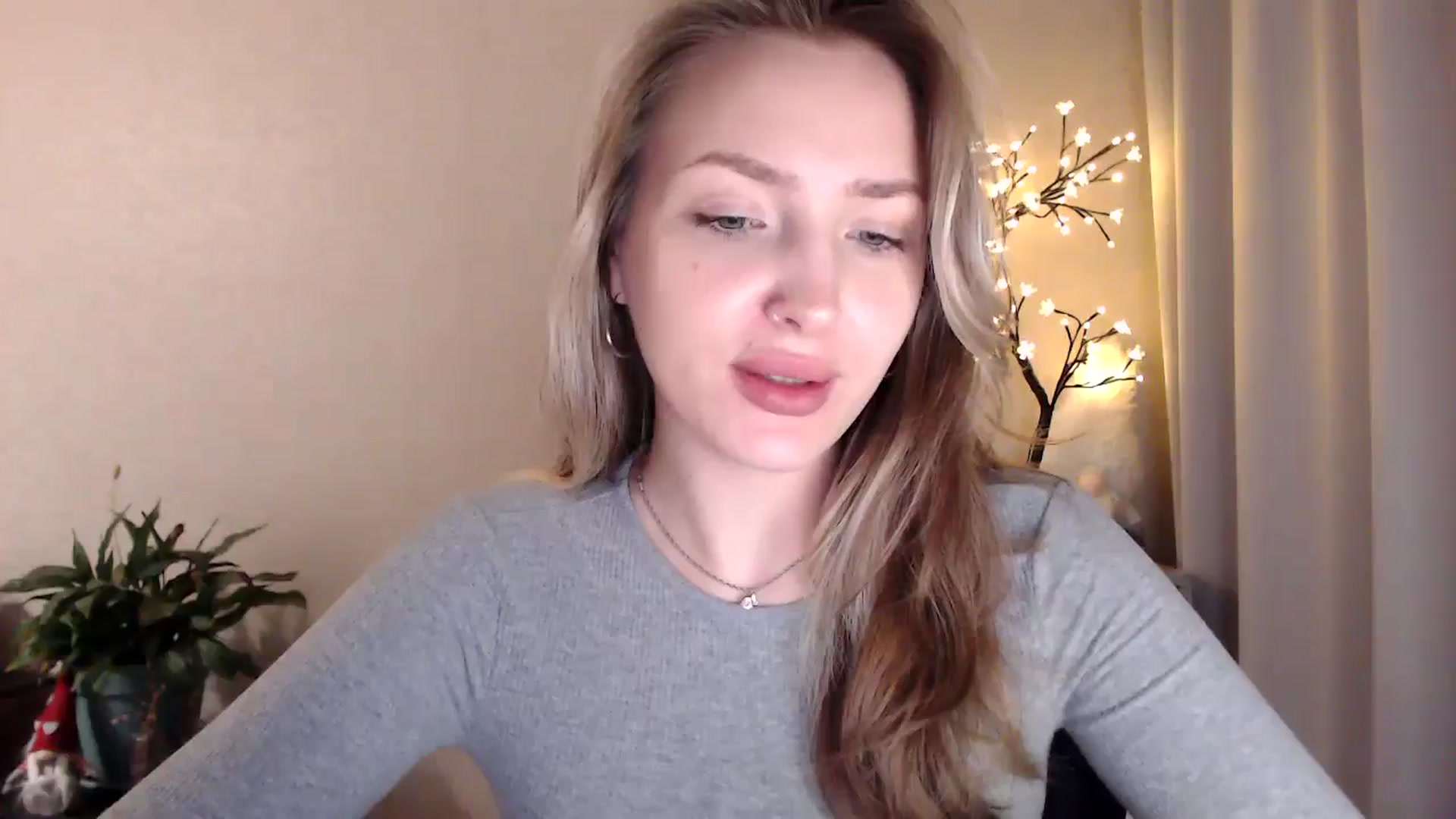 Gallery image thumbnail from My_Diana's myfreecams stream on, 06/18/2025, 20:57 image 1 of 20