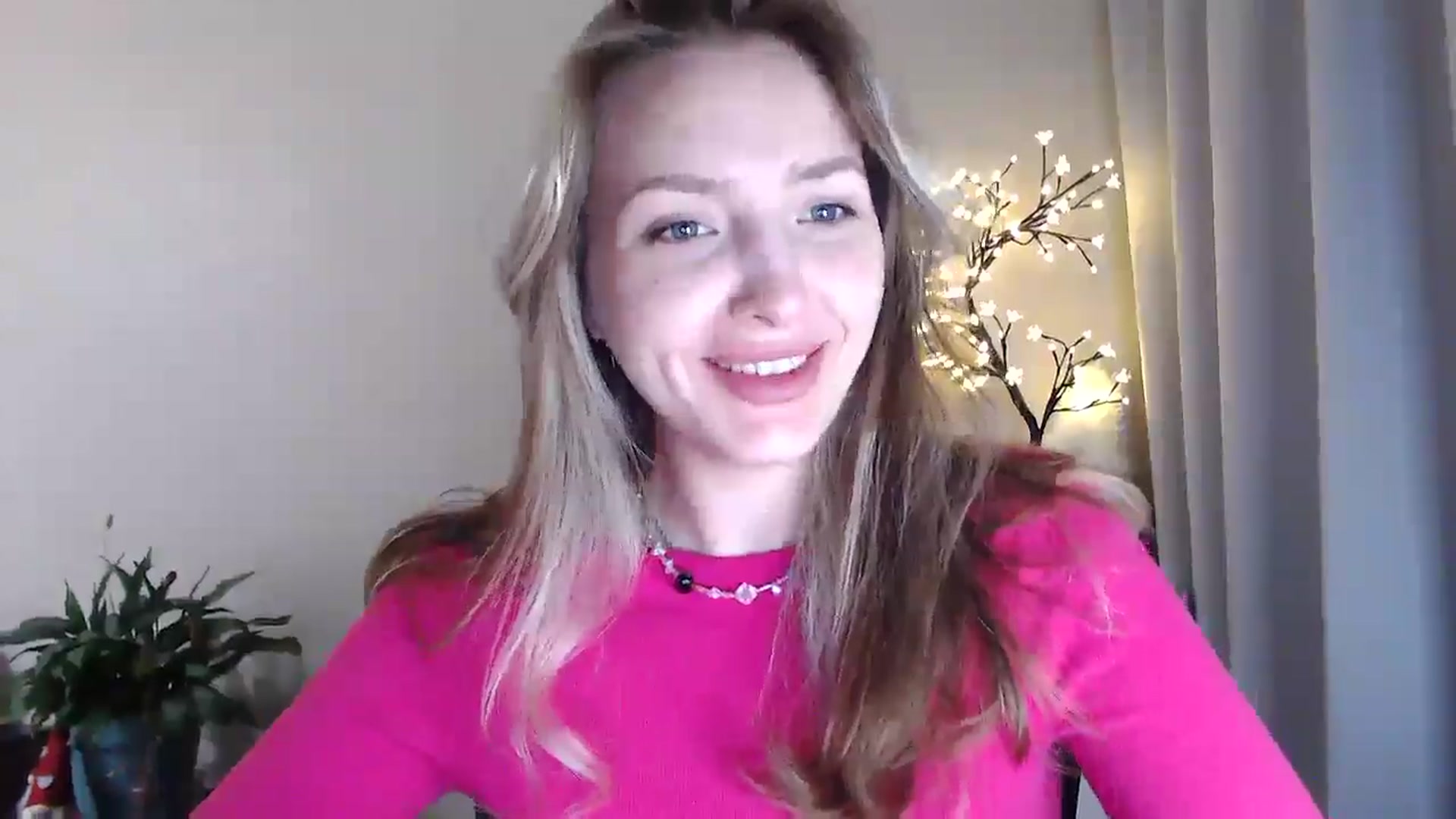 Gallery image thumbnail from My_Diana's myfreecams stream on, 06/19/2025, 19:38 image 2 of 20