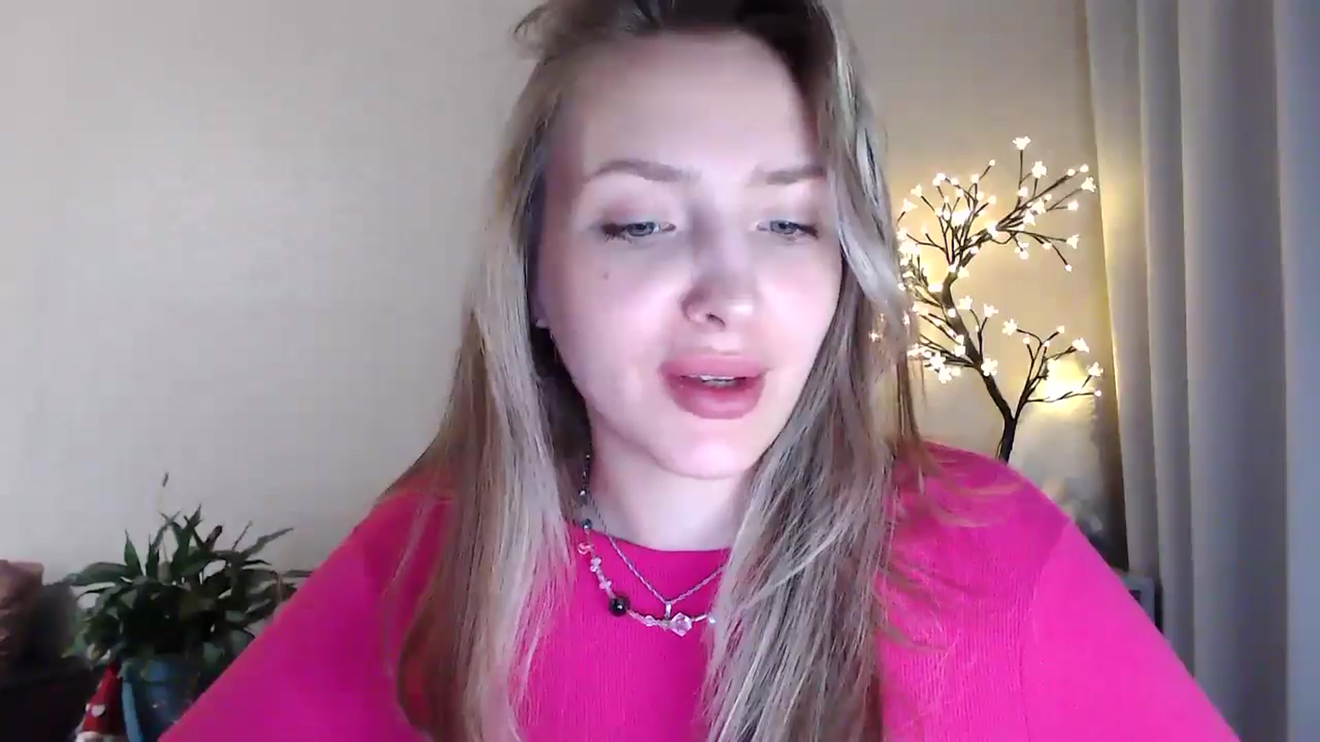 Gallery image thumbnail from My_Diana's myfreecams stream on, 06/19/2025, 21:30 image 19 of 20