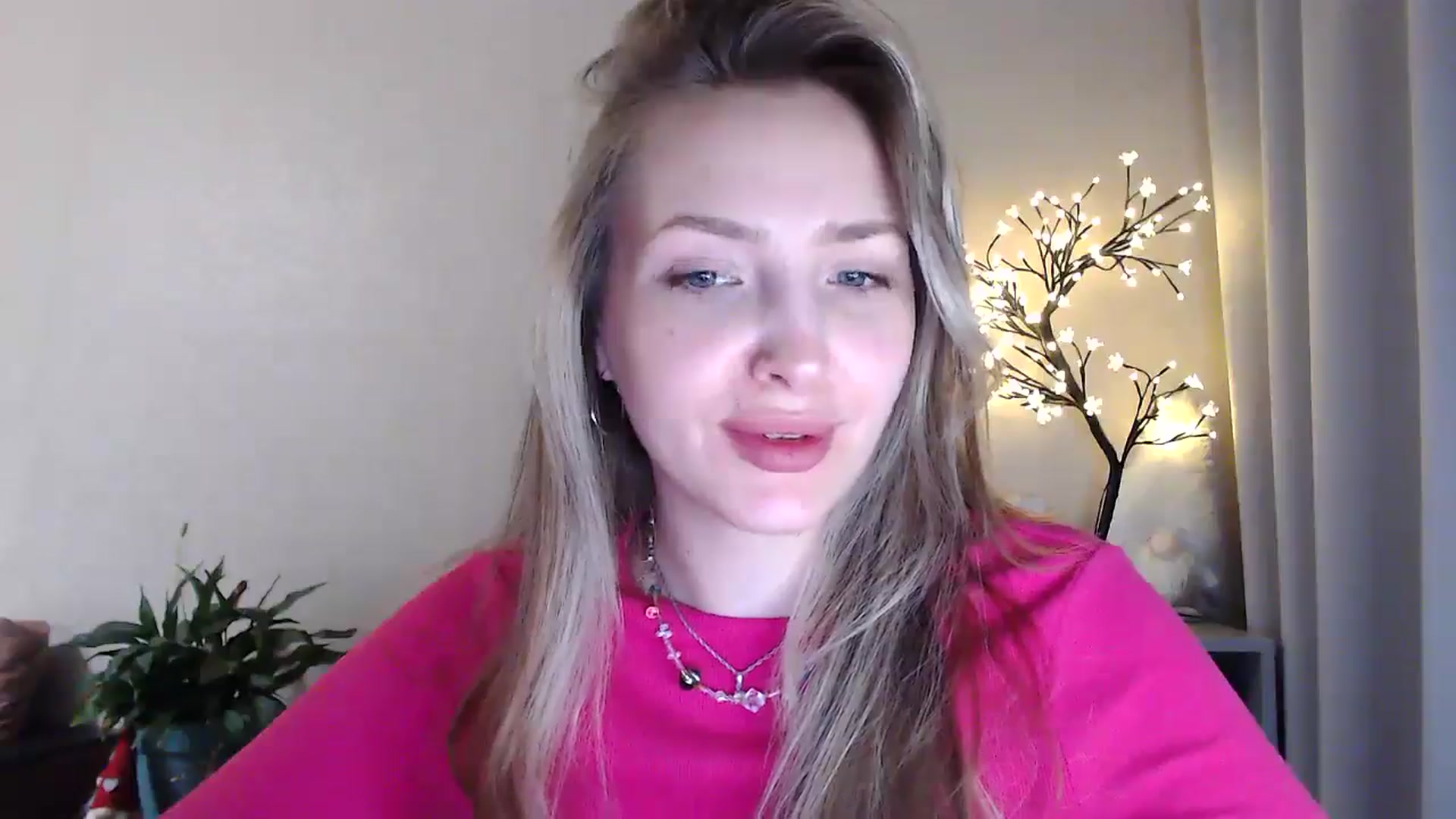 Gallery image thumbnail from My_Diana's myfreecams stream on, 06/19/2025, 21:30 image 18 of 20