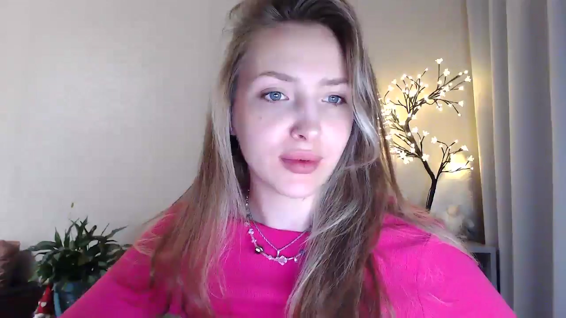 Gallery image thumbnail from My_Diana's myfreecams stream on, 06/19/2025, 21:30 image 16 of 20