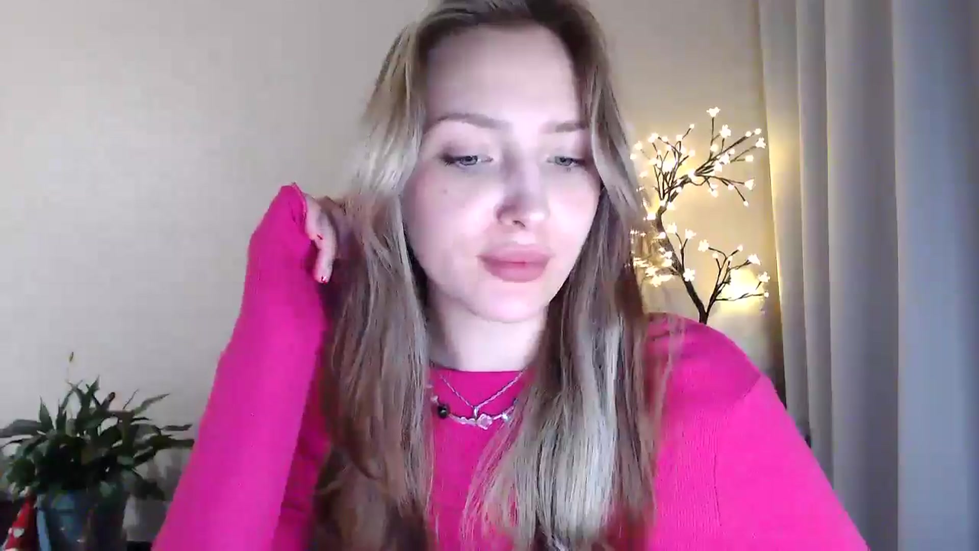 Gallery image thumbnail from My_Diana's myfreecams stream on, 06/19/2025, 21:30 image 10 of 20