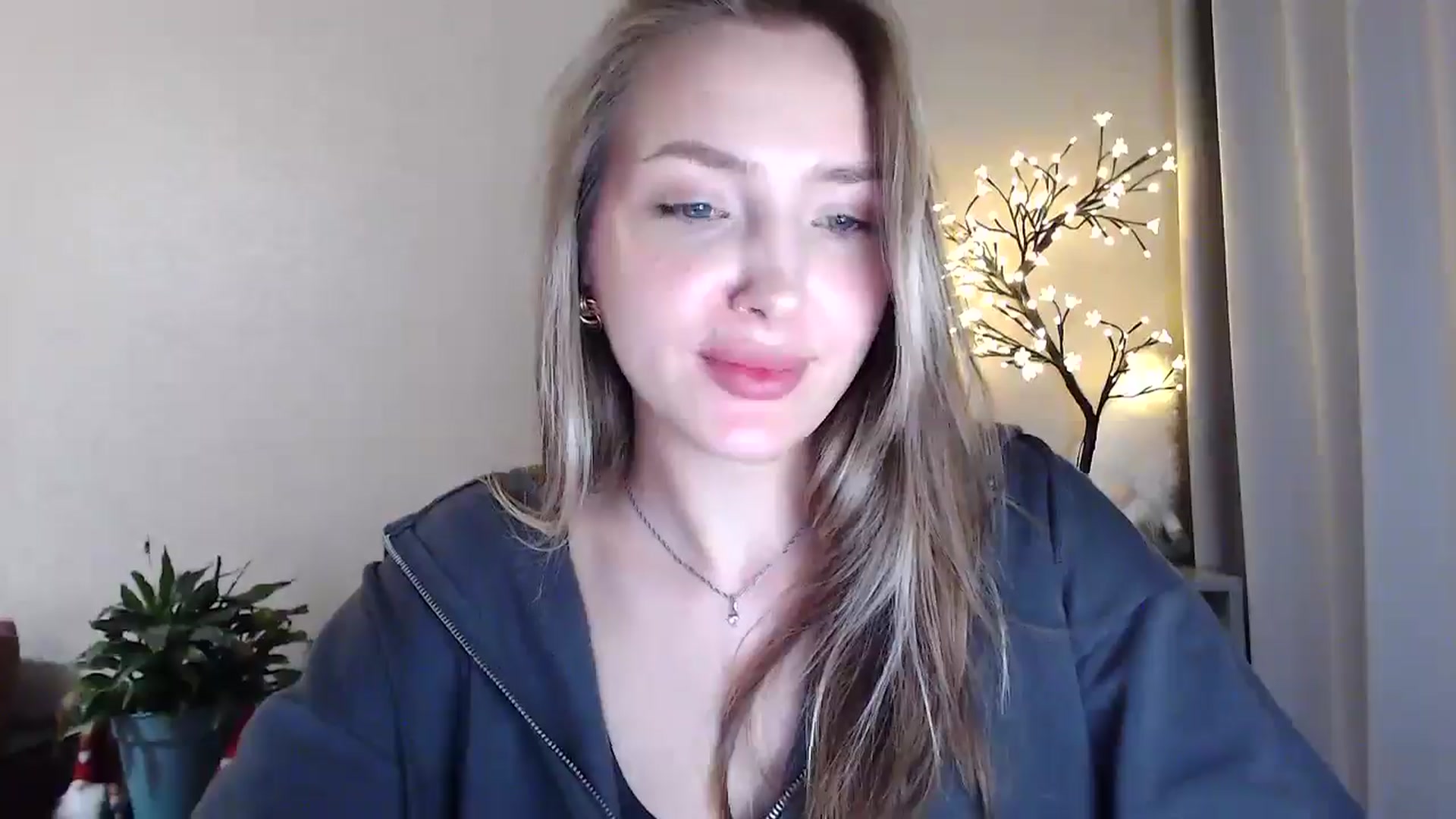 Gallery image thumbnail from My_Diana's myfreecams stream on, 06/25/2025, 21:36 image 18 of 20