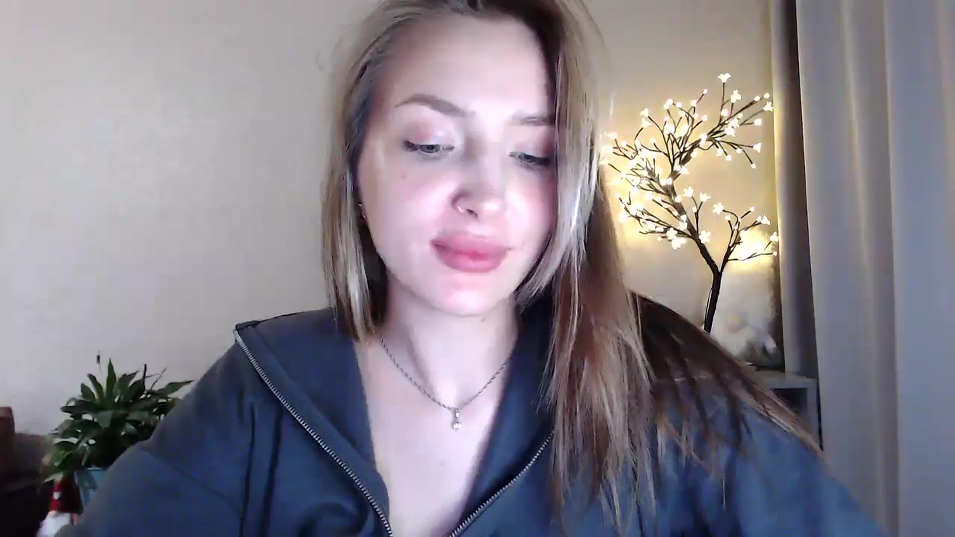Gallery image thumbnail from My_Diana's myfreecams stream on, 06/25/2025, 21:36 image 20 of 20