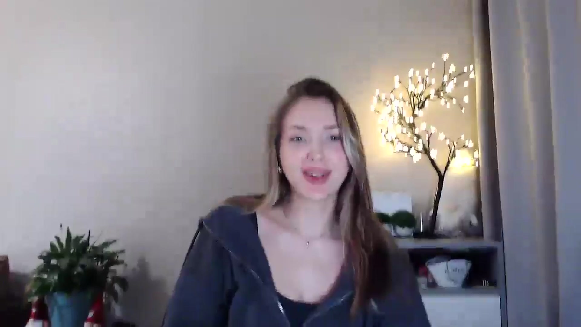 Gallery image thumbnail from My_Diana's myfreecams stream on, 06/25/2025, 21:36 image 12 of 20