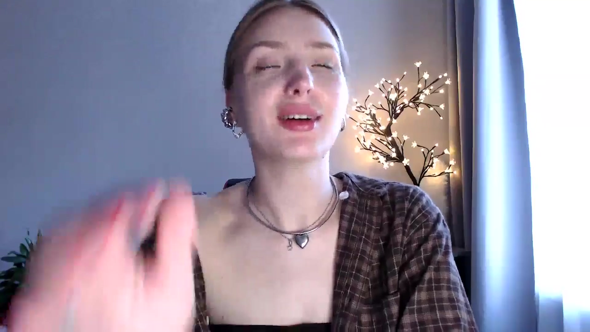 Gallery image thumbnail from My_Diana's myfreecams stream on, 06/28/2025, 14:40 image 5 of 20