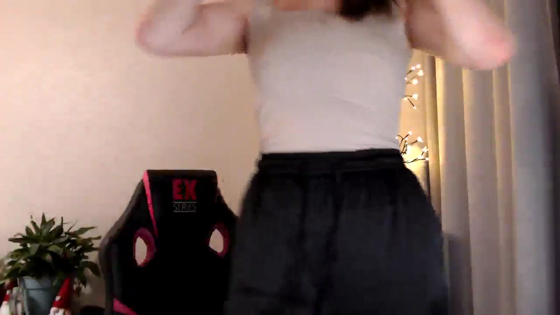 Gallery image thumbnail from My_Diana's myfreecams stream on, 06/29/2025, 20:10 image 13 of 20