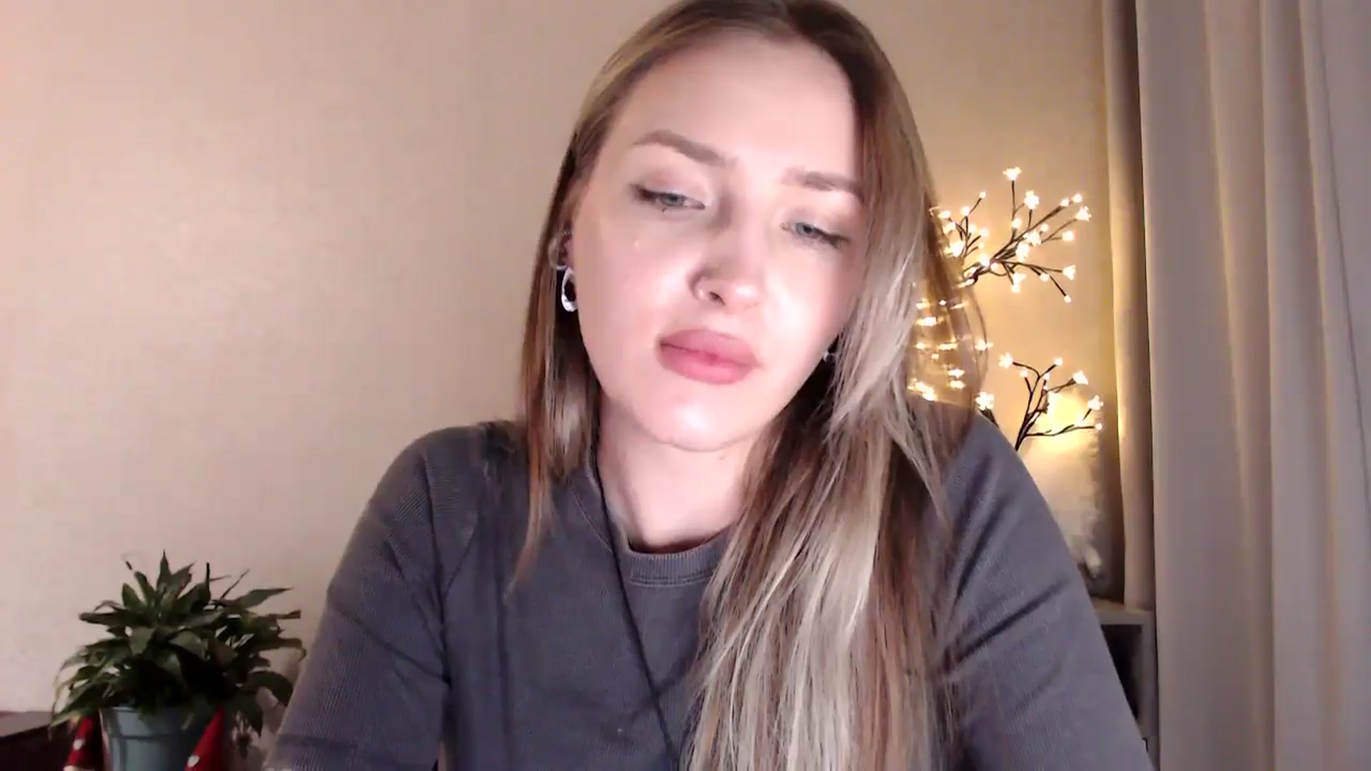 Gallery image thumbnail from My_Diana's myfreecams stream on, 06/30/2025, 20:38 image 2 of 20