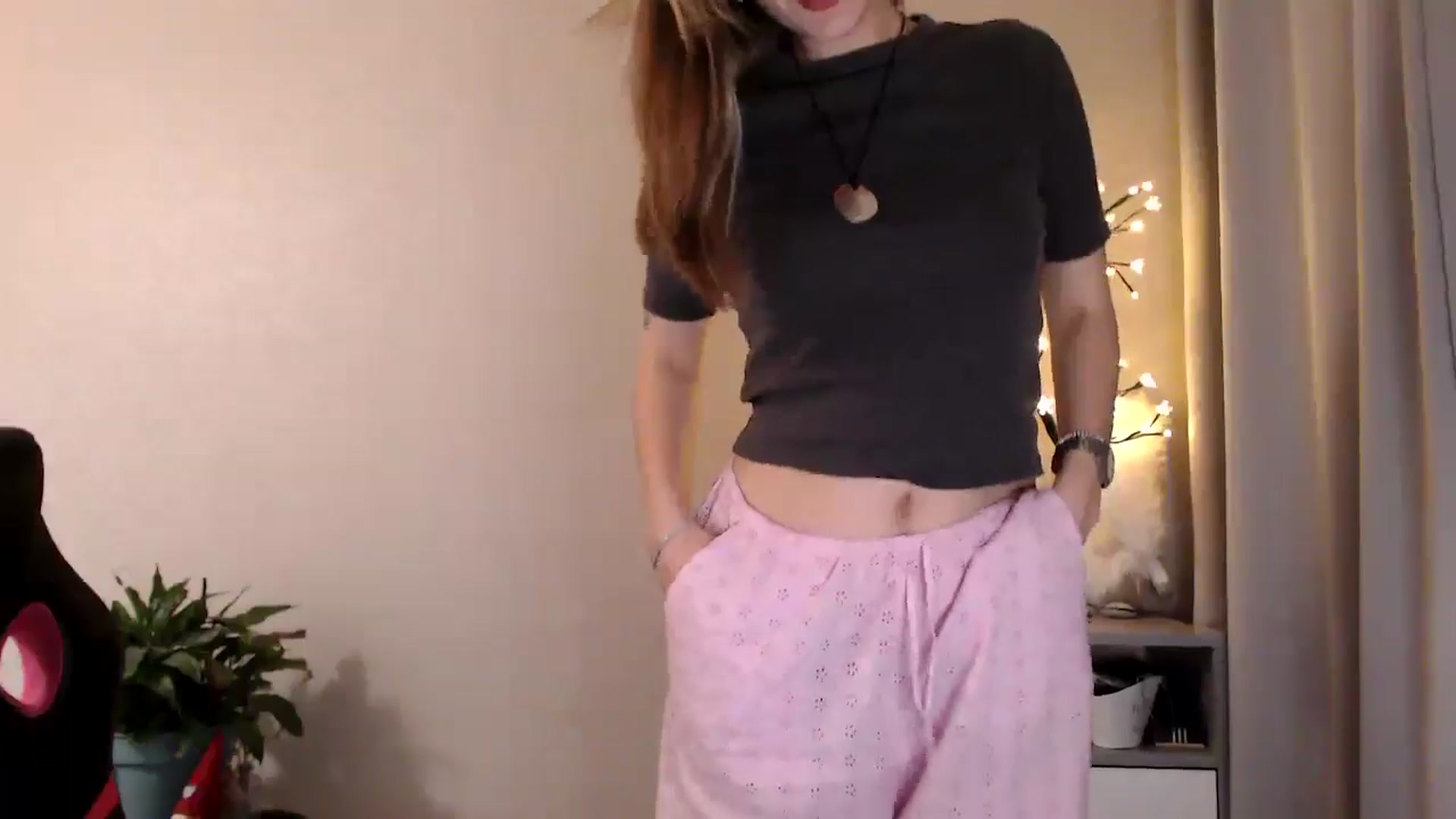 Gallery image thumbnail from My_Diana's myfreecams stream on, 06/30/2025, 20:38 image 10 of 20