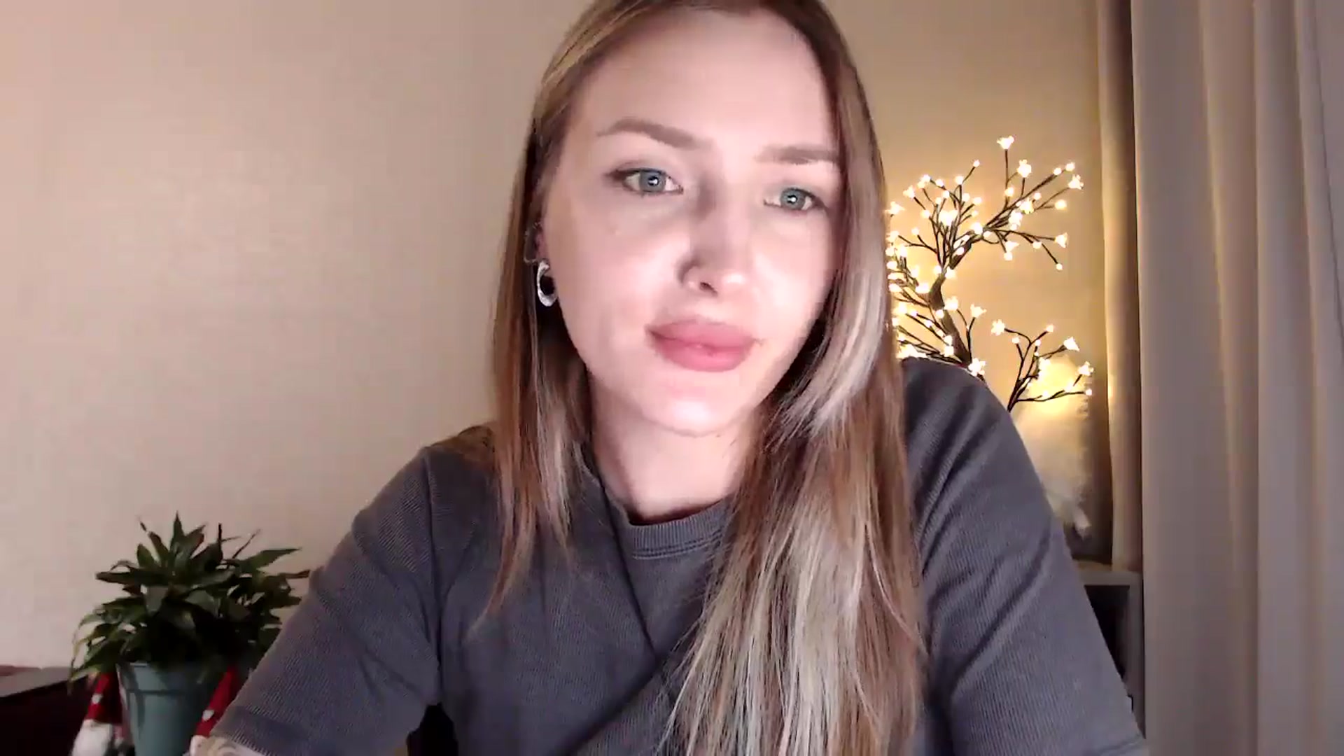 Gallery image thumbnail from My_Diana's myfreecams stream on, 06/30/2025, 20:38 image 5 of 20