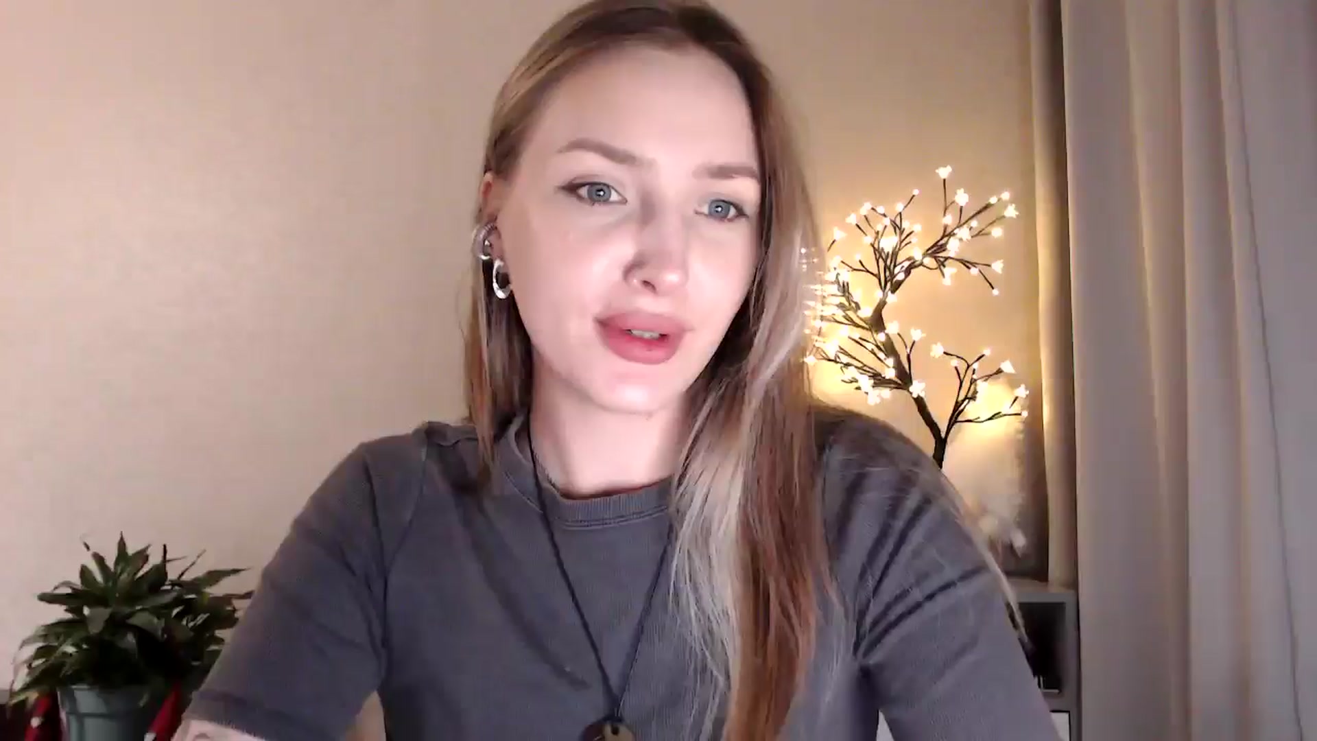 Gallery image thumbnail from My_Diana's myfreecams stream on, 06/30/2025, 20:38 image 1 of 20