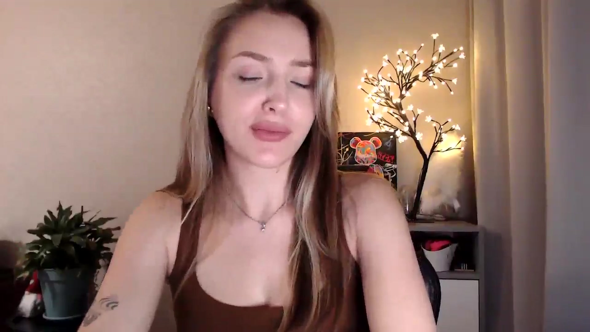 Gallery image thumbnail from My_Diana's myfreecams stream on, 07/02/2025, 19:36 image 14 of 20