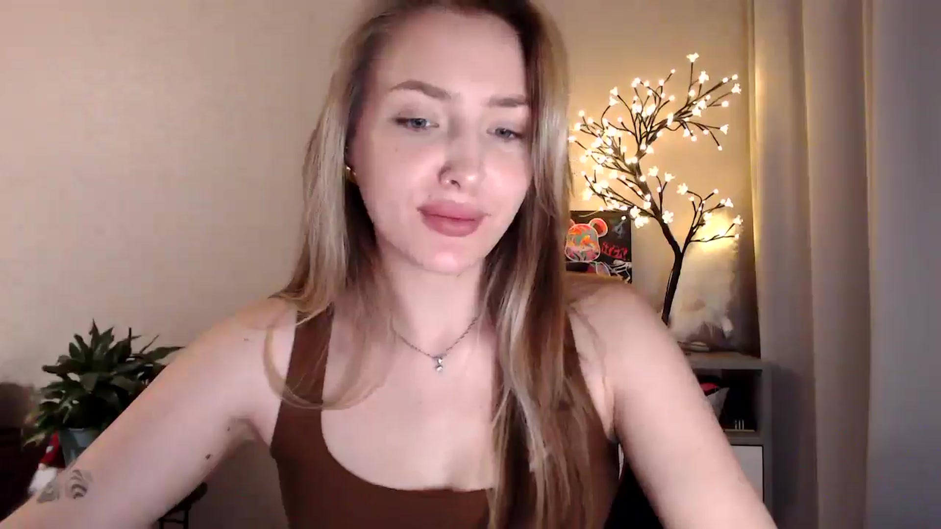 Gallery image thumbnail from My_Diana's myfreecams stream on, 07/02/2025, 19:36 image 13 of 20