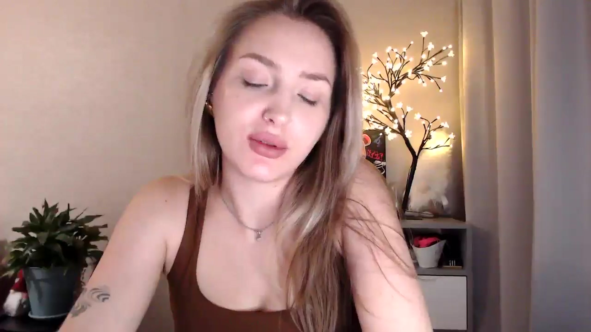 Gallery image thumbnail from My_Diana's myfreecams stream on, 07/02/2025, 19:36 image 6 of 20