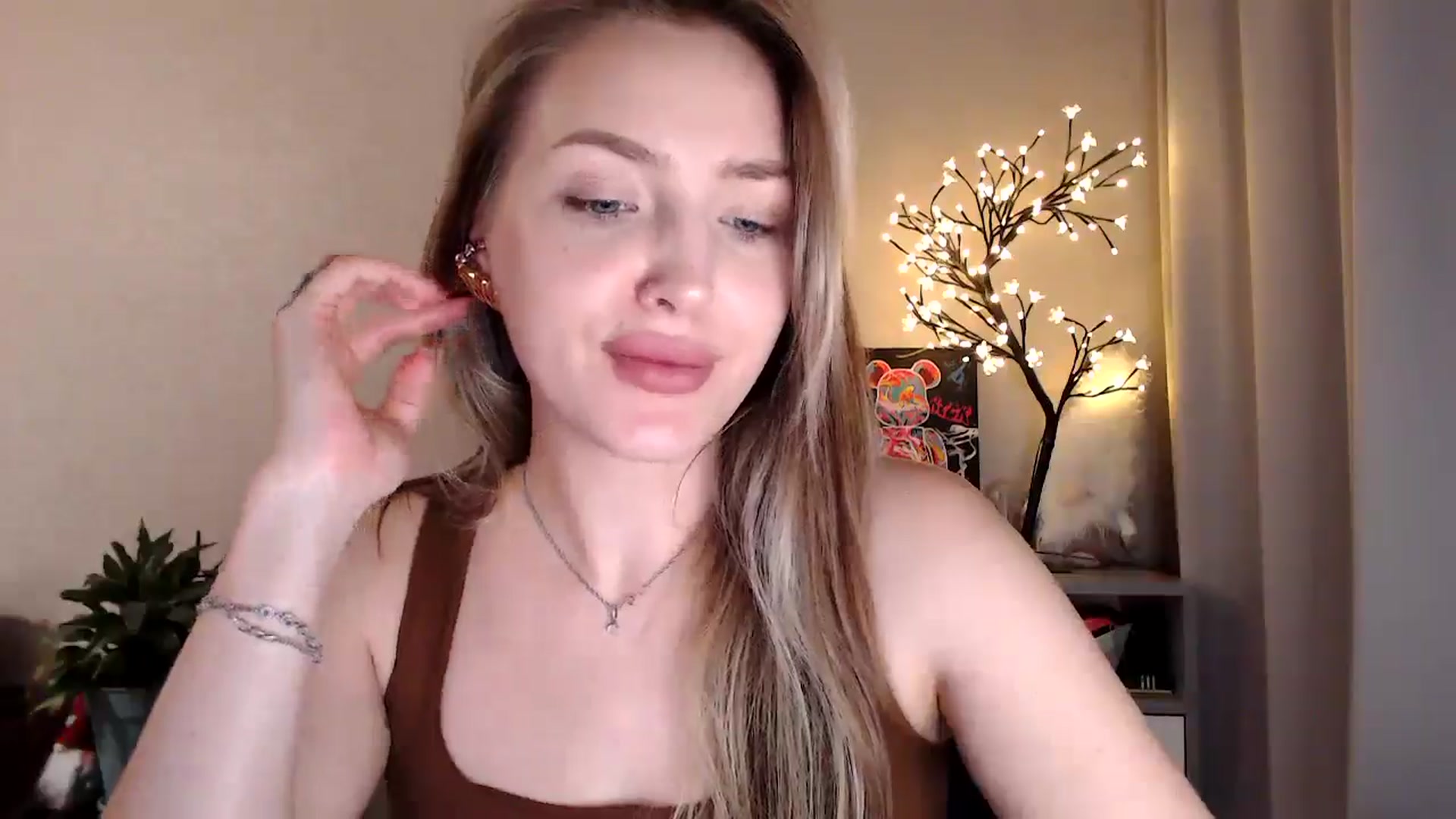 Gallery image thumbnail from My_Diana's myfreecams stream on, 07/02/2025, 20:11 image 8 of 20