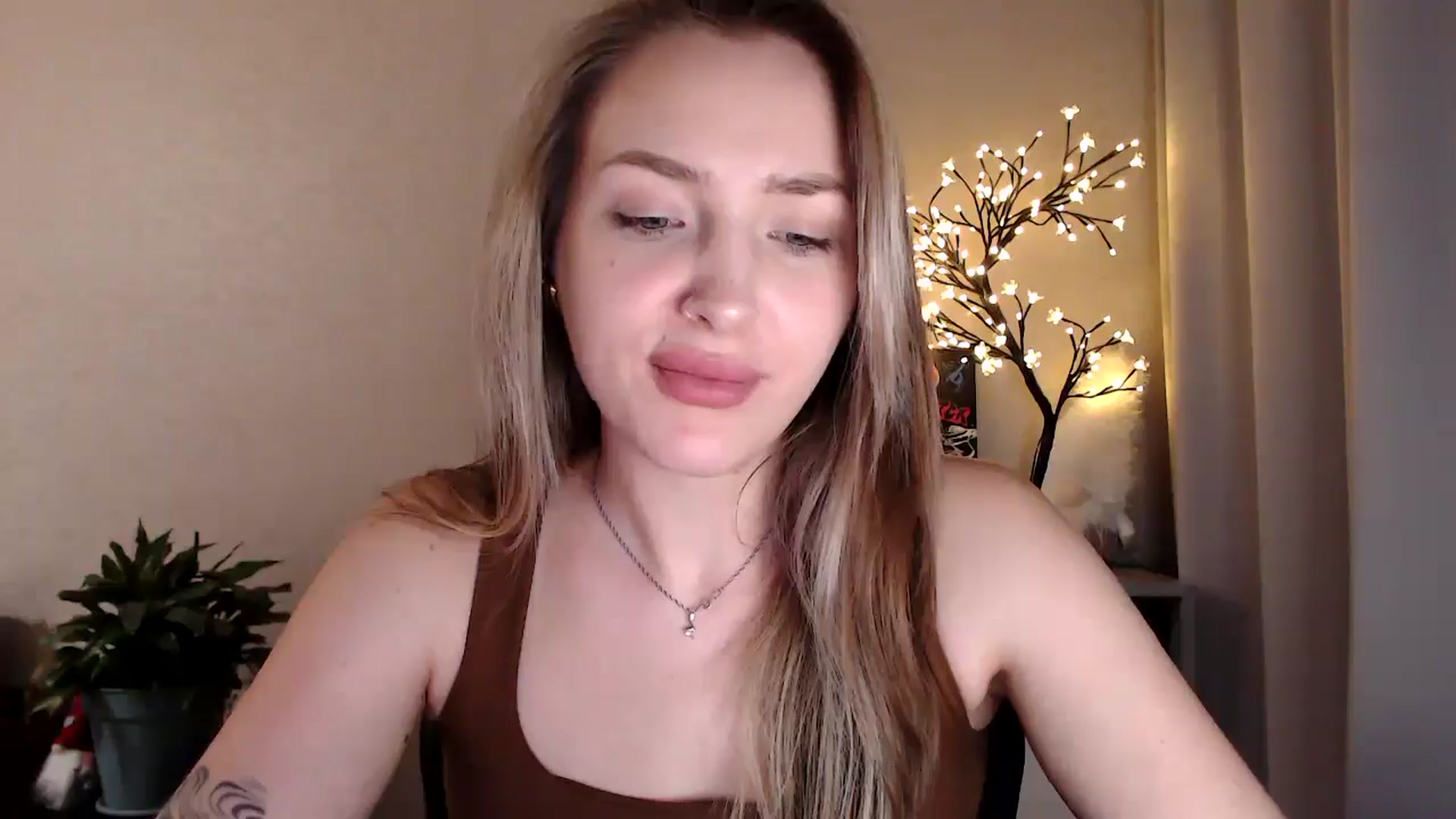 Gallery image thumbnail from My_Diana's myfreecams stream on, 07/02/2025, 20:11 image 17 of 20