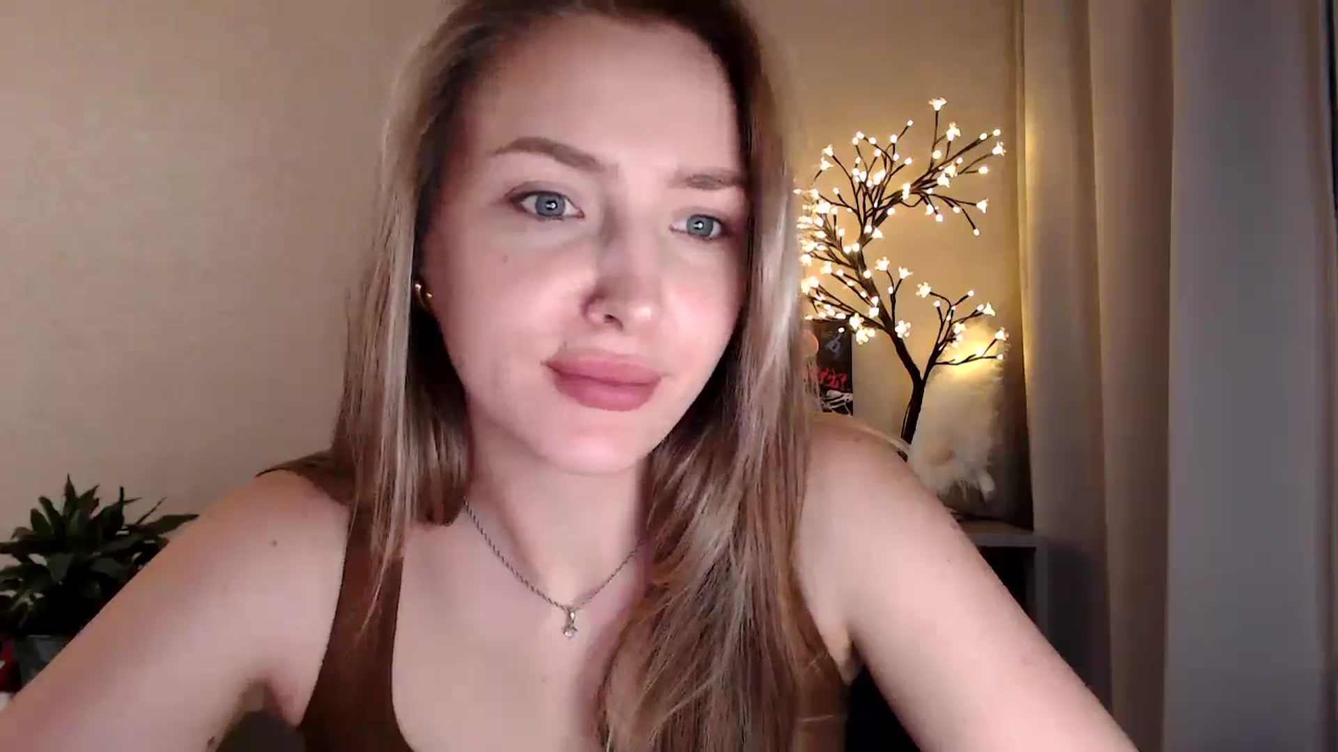 Gallery image thumbnail from My_Diana's myfreecams stream on, 07/02/2025, 22:04 image 14 of 20