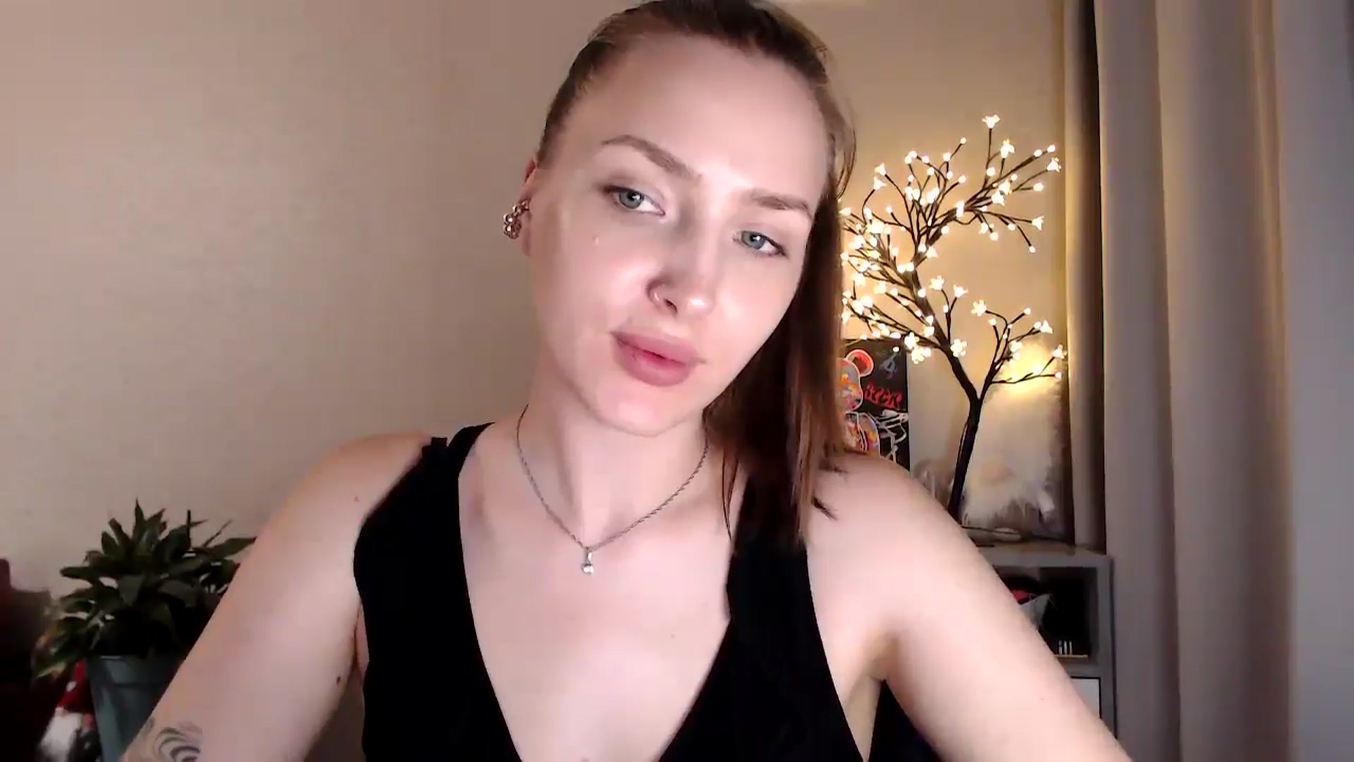Gallery image thumbnail from My_Diana's myfreecams stream on, 07/03/2025, 20:56 image 11 of 20