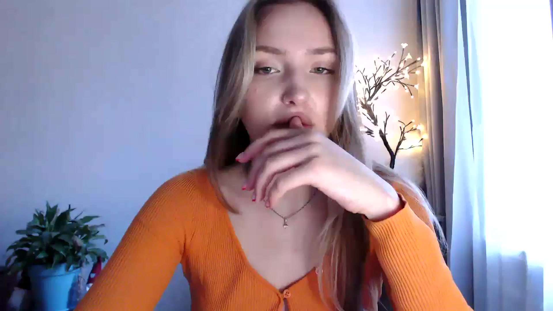Gallery image thumbnail from My_Diana's myfreecams stream on, 07/05/2025, 15:36 image 5 of 20