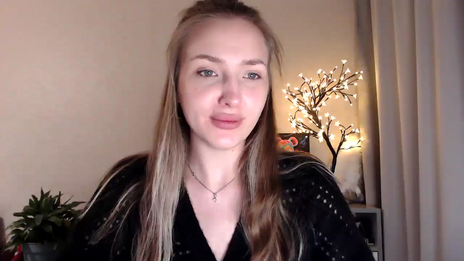 Gallery image thumbnail from My_Diana's myfreecams stream on, 07/06/2025, 21:18 image 4 of 20