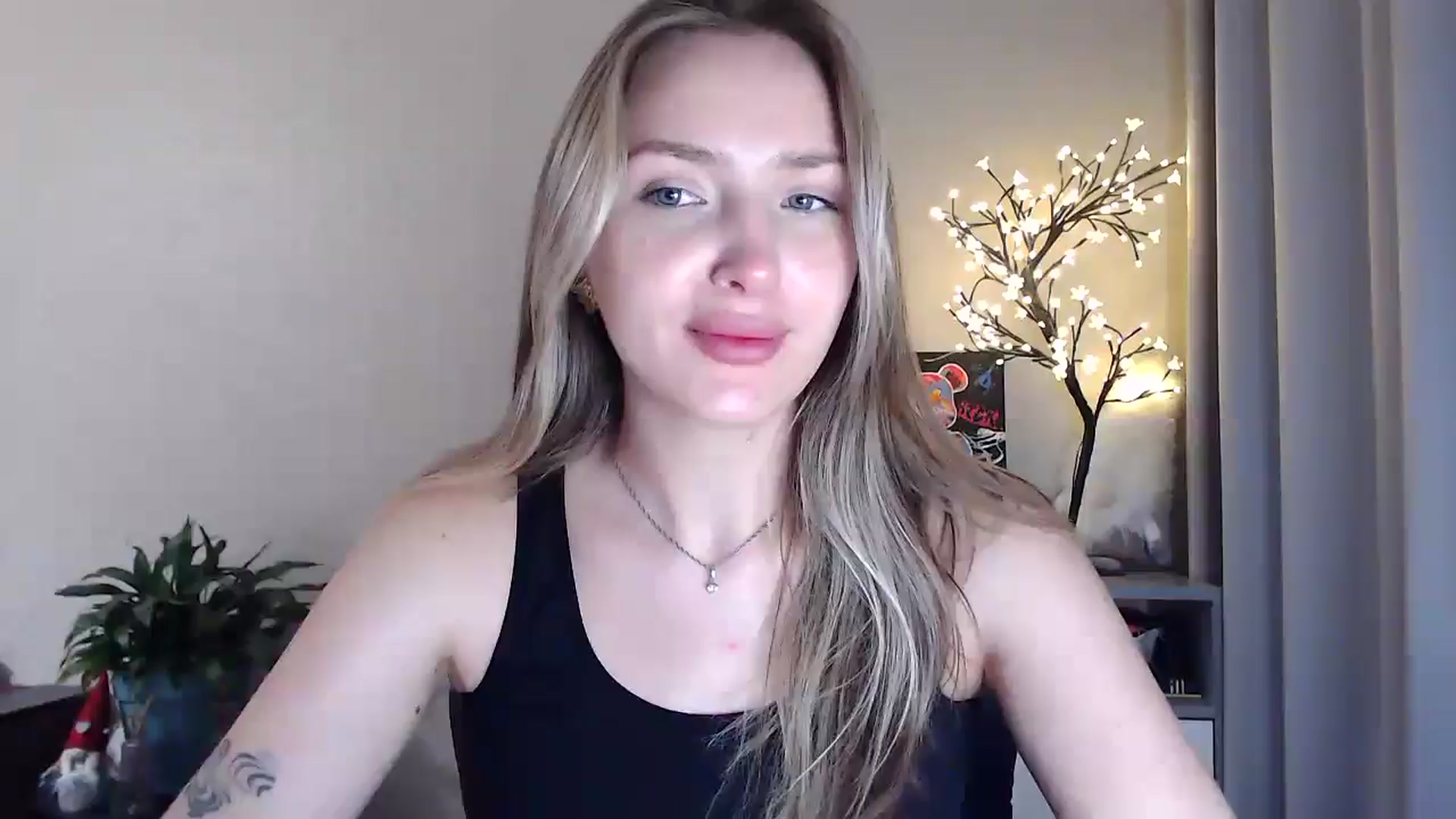 Gallery image thumbnail from My_Diana's myfreecams stream on, 07/09/2025, 19:22 image 1 of 20