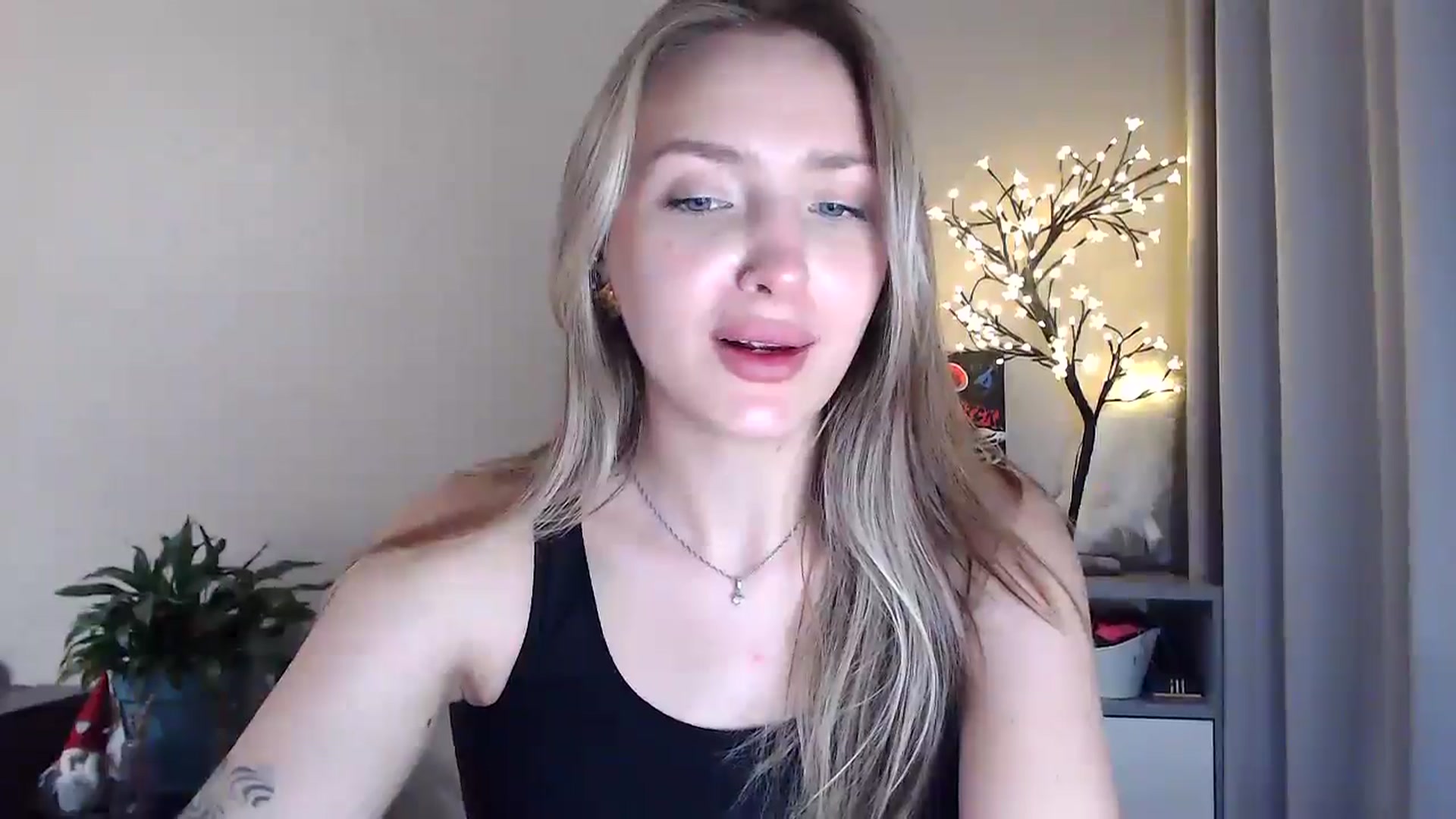 Gallery image thumbnail from My_Diana's myfreecams stream on, 07/09/2025, 19:22 image 2 of 20