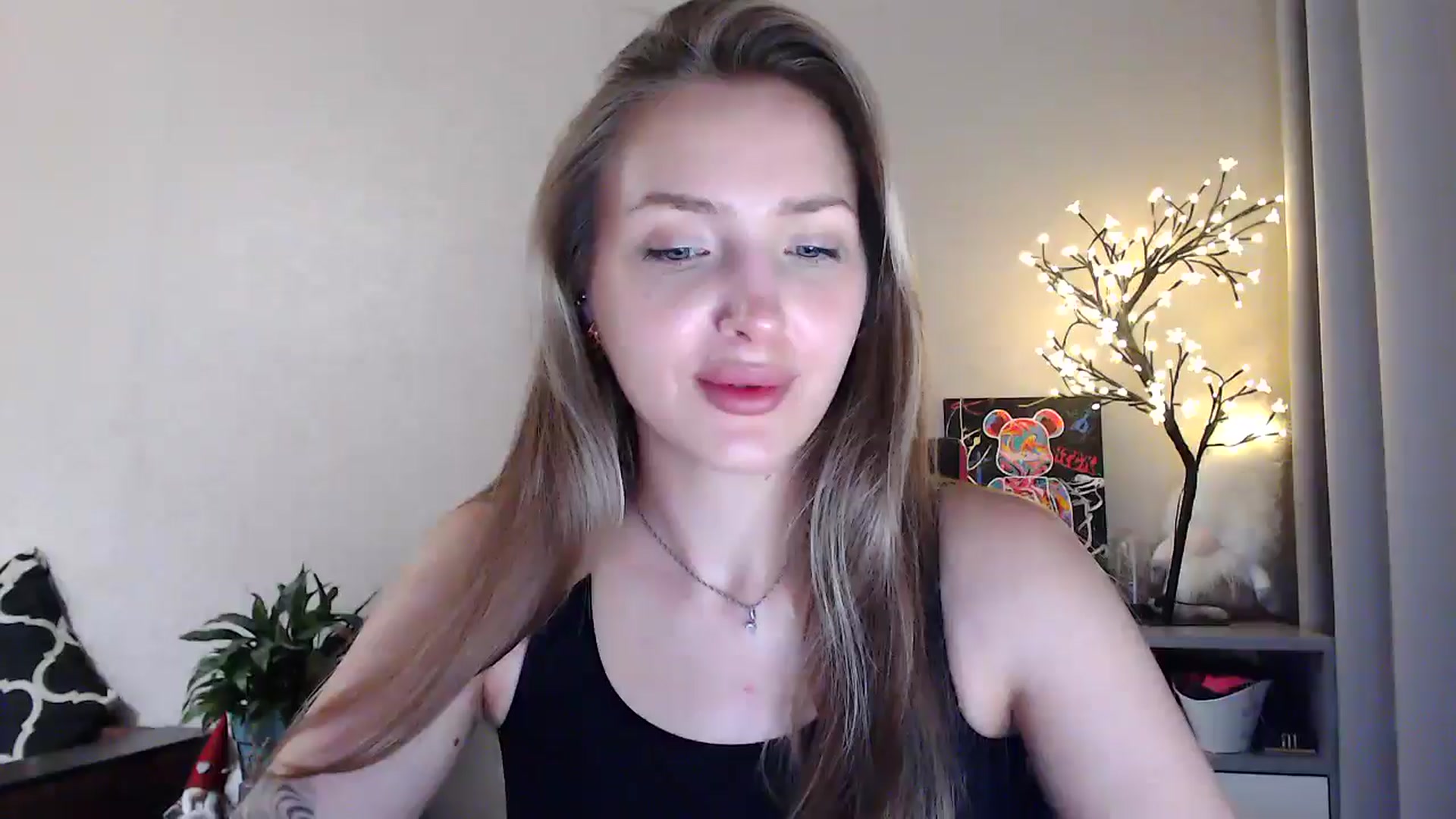 Gallery image thumbnail from My_Diana's myfreecams stream on, 07/09/2025, 20:31 image 10 of 20