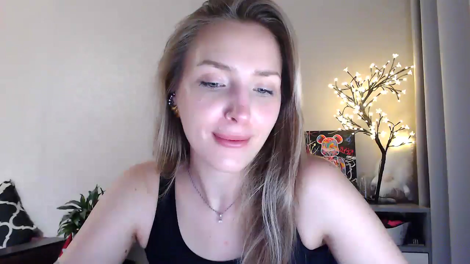 Gallery image thumbnail from My_Diana's myfreecams stream on, 07/09/2025, 20:31 image 12 of 20