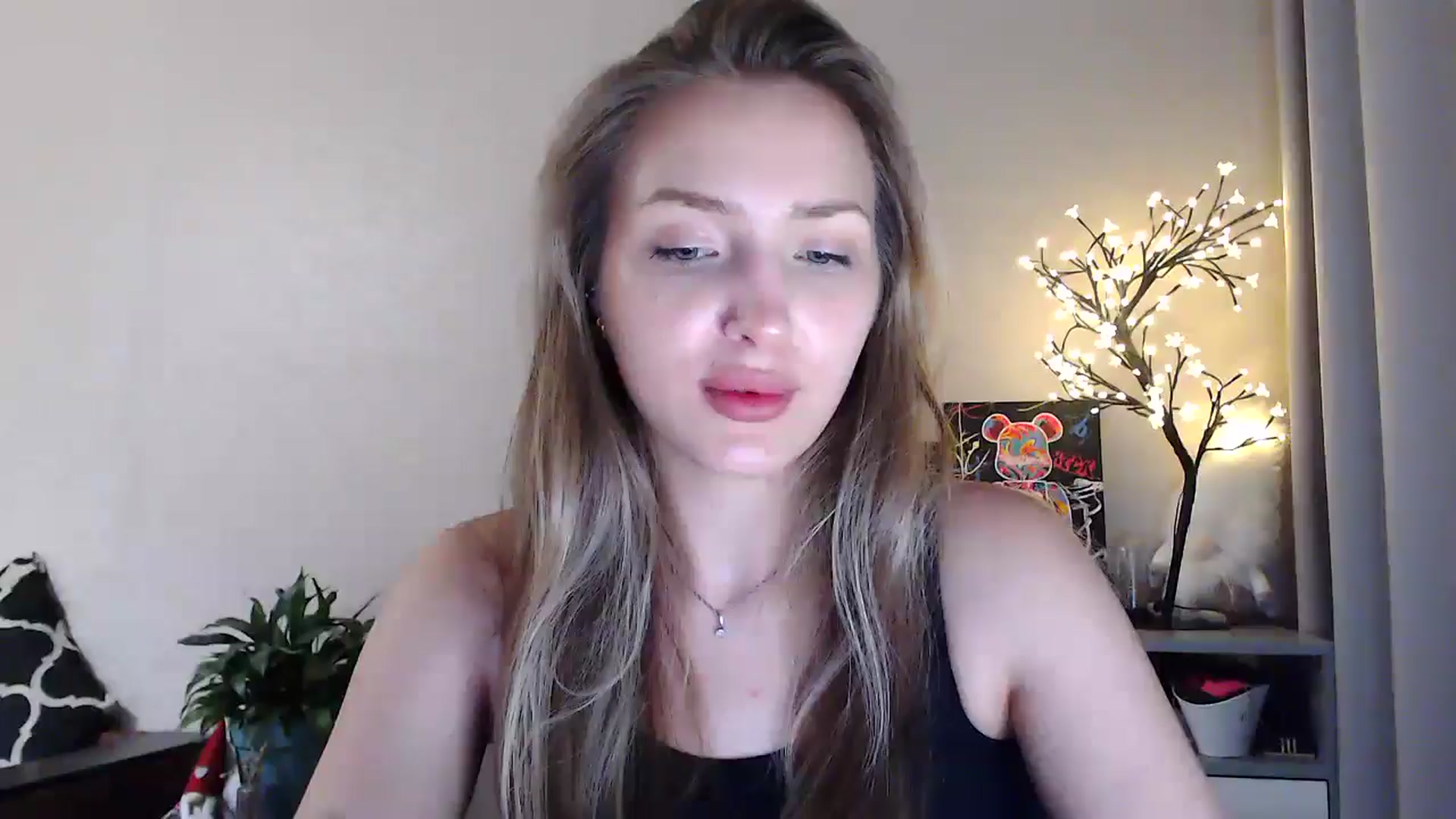 Gallery image thumbnail from My_Diana's myfreecams stream on, 07/09/2025, 20:31 image 17 of 20